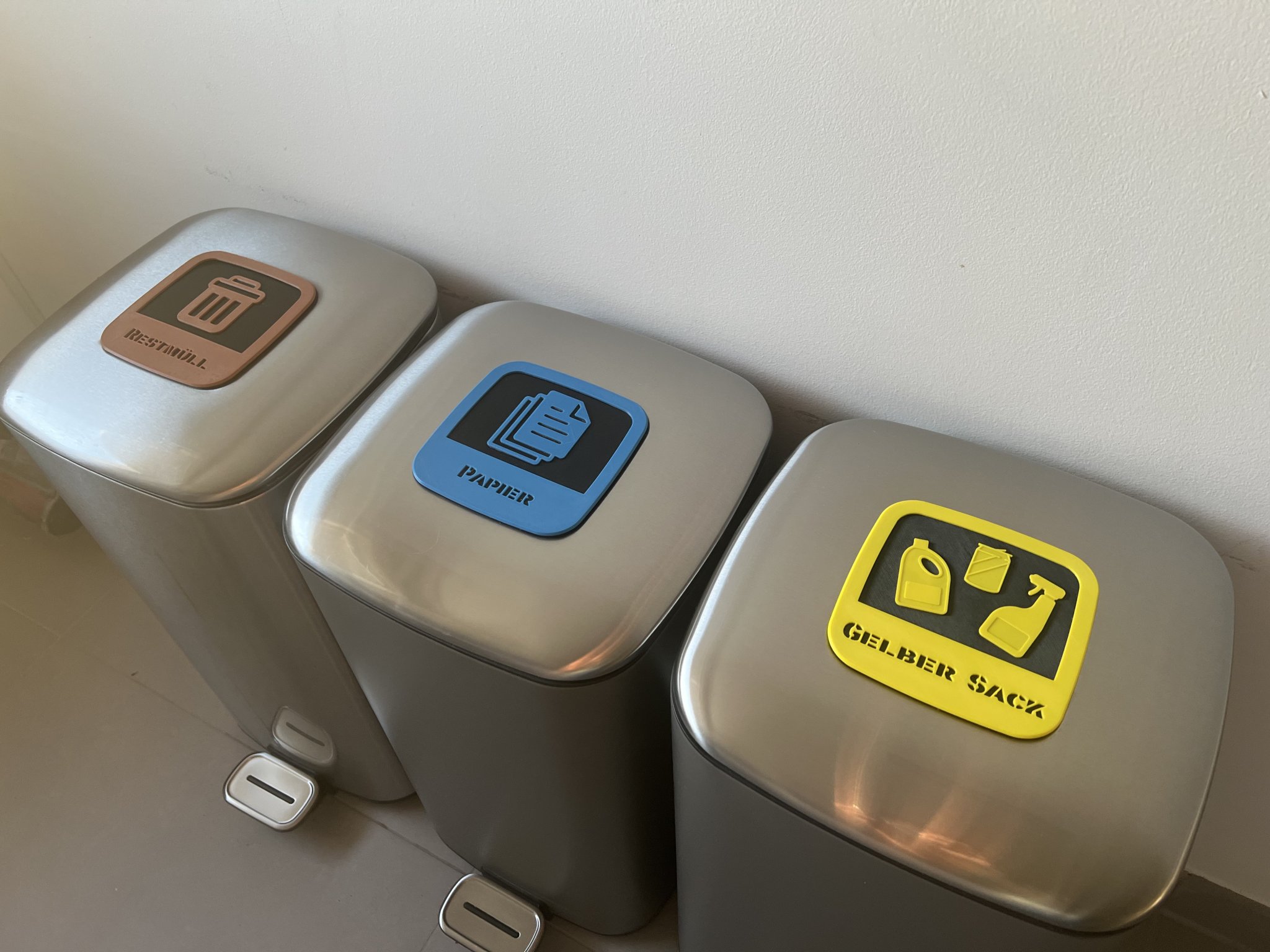 Nắp thùng rác EKO Regent Treteimer (20L) tùy chỉnh