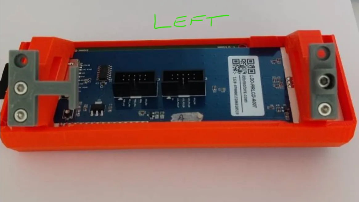 Giá đỡ màn hình LCD gắn bên cho Prusa MK4 hoặc i3 MK3S+
