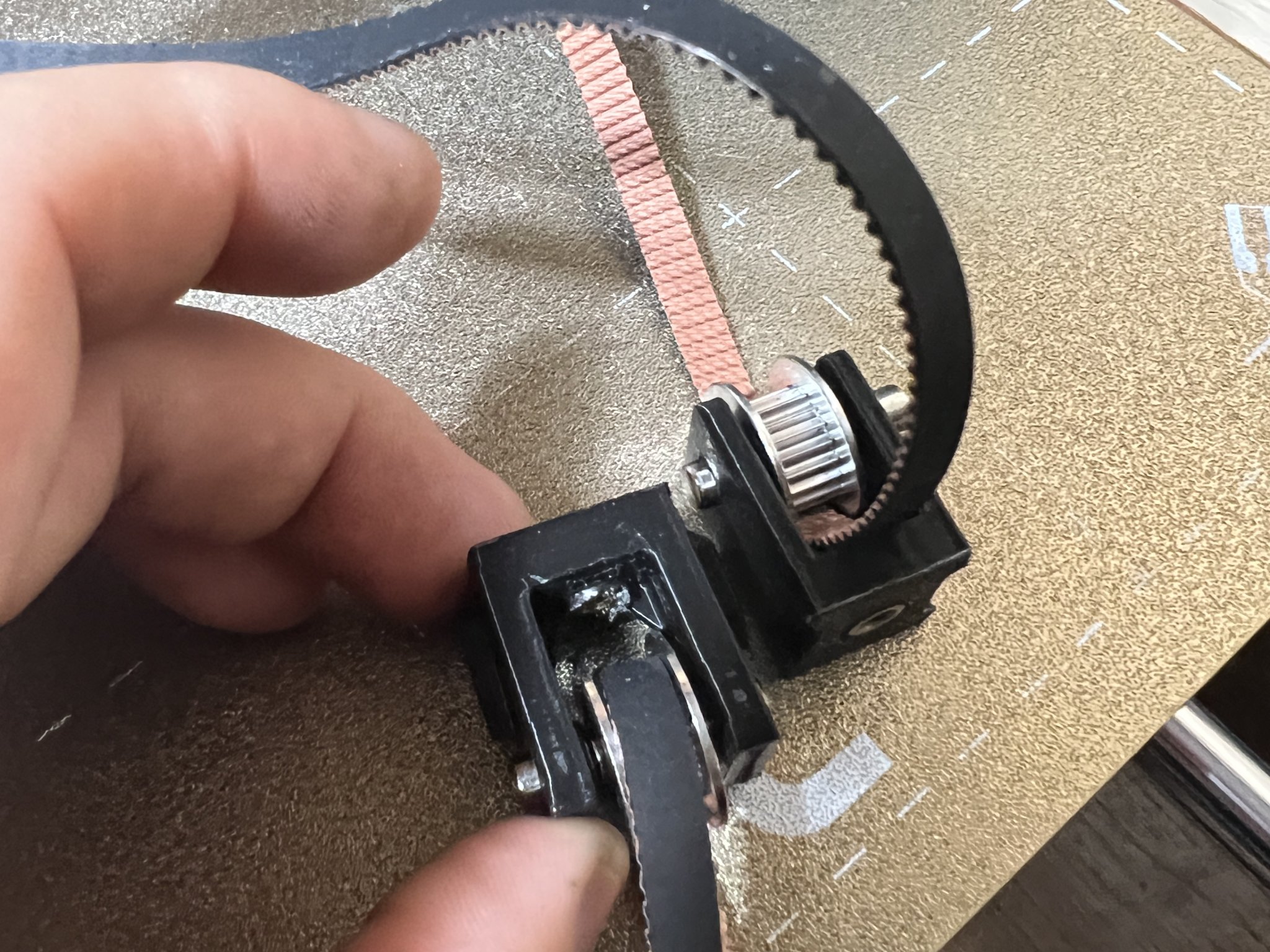 Thay thế giá đỡ căng dây ròng rọc cho SV06 Plus