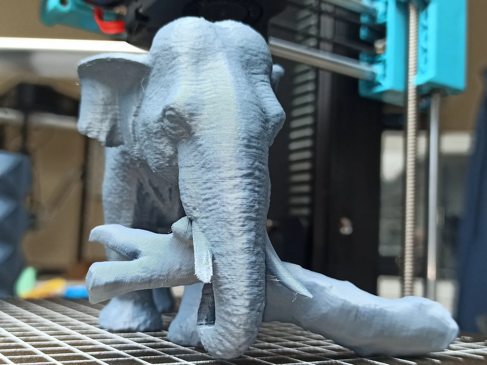 Voi mang khúc gỗ trong mô hình nghệ thuật 3D