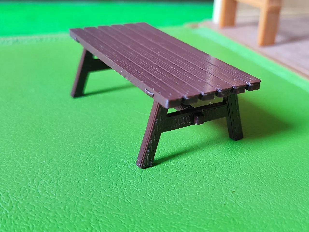 Ghế băng cho đồ chơi gia đình Sylvanian