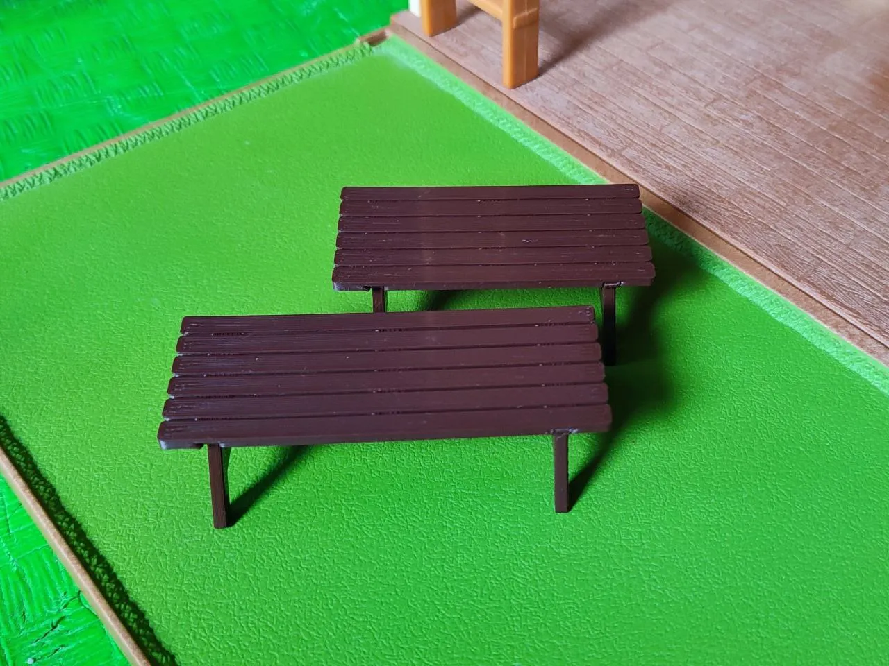 Ghế băng cho đồ chơi gia đình Sylvanian