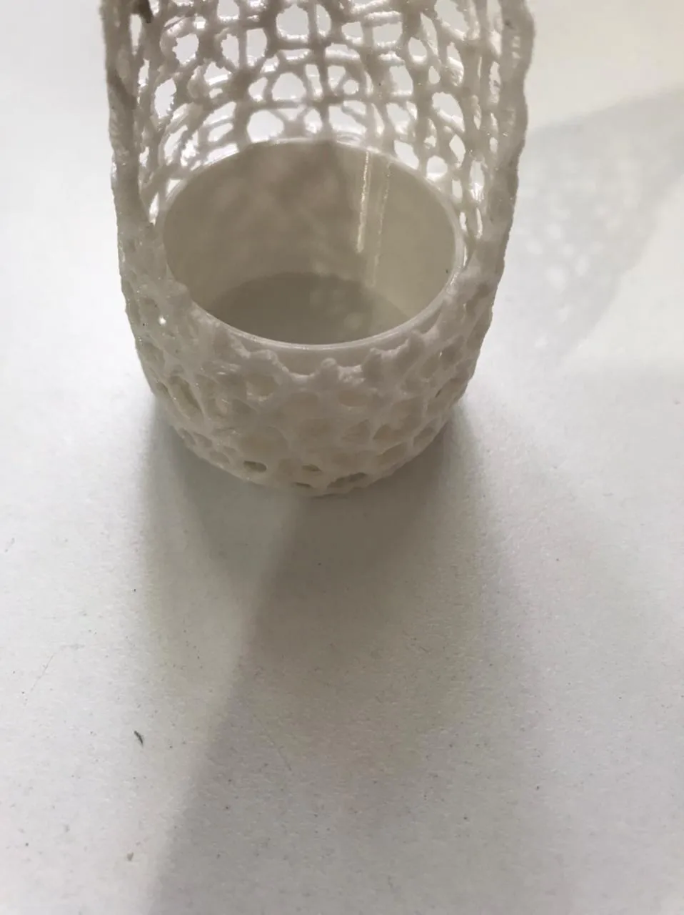 Chậu cây cho dây leo với thiết kế thông minh