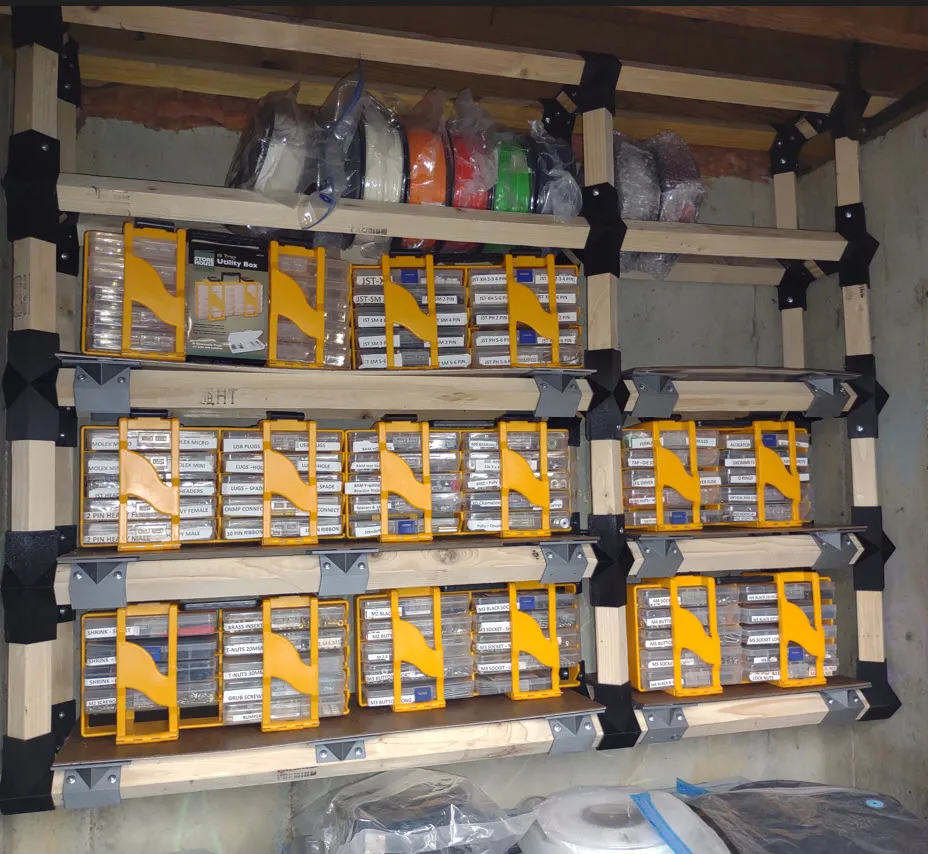 Giá đỡ và giá treo cuộn filament cho Hypercube Evolution