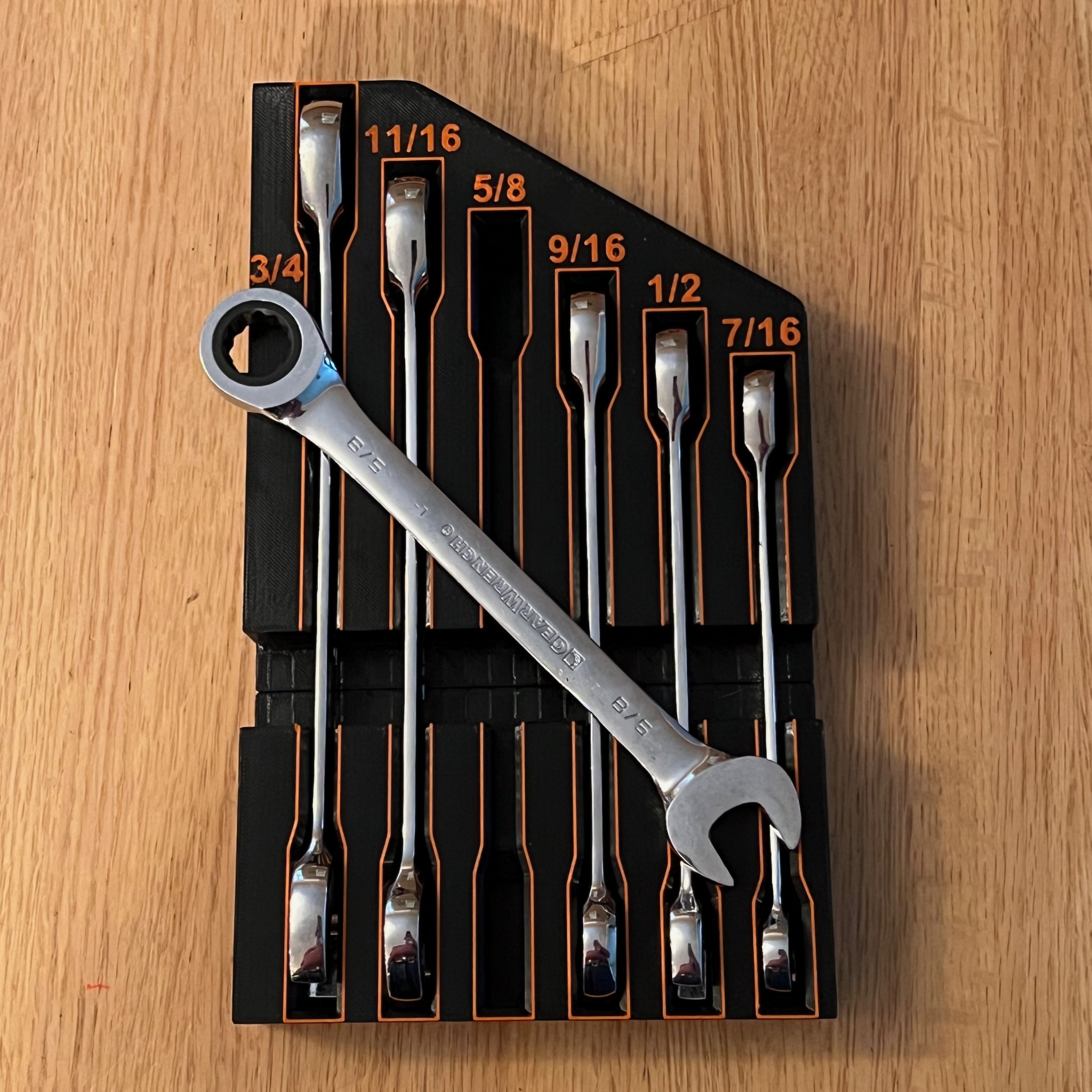 Khay đựng cờ lê 6 cờ lê SAE GearWrench có lẫy