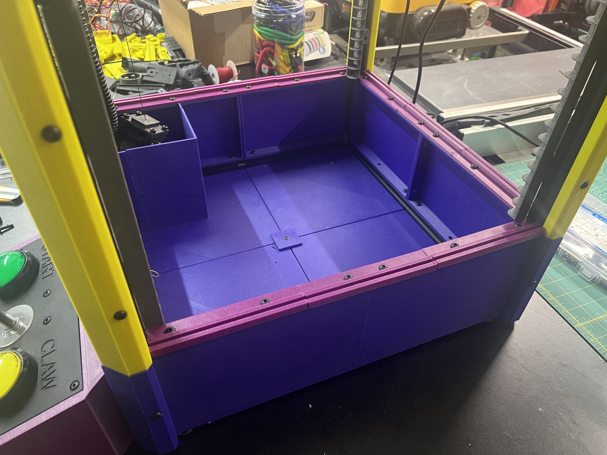 Mô hình đáy máy gắp kẹo Chris Riley remix cho ABS