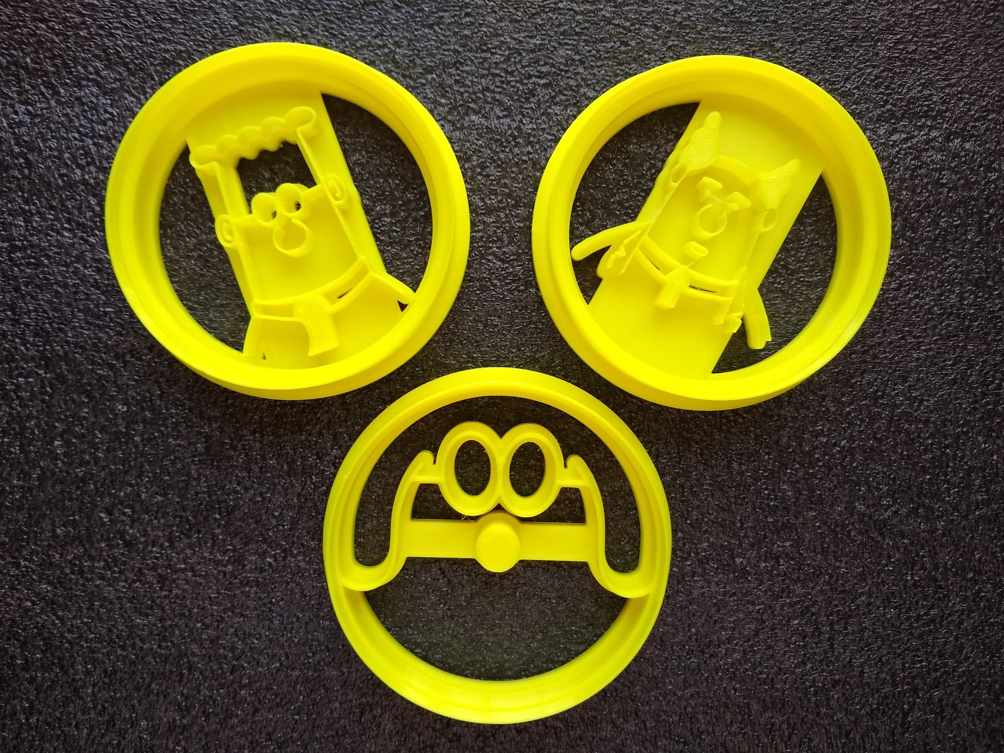 Bộ khuôn bánh quy Dilbert với hình ảnh nhân vật nổi tiếng