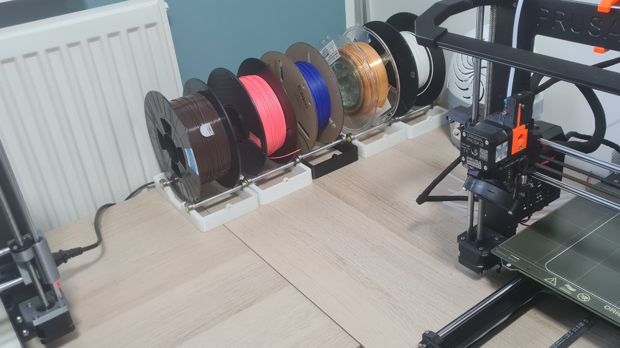 Giá đỡ cuộn dây nhỏ gọn cho máy in 3D