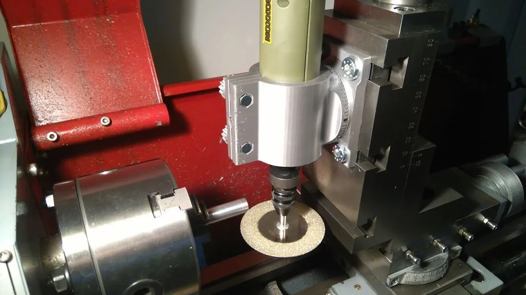 Cải tiến giá đỡ cho máy tiện nhỏ Proxxon Micromot