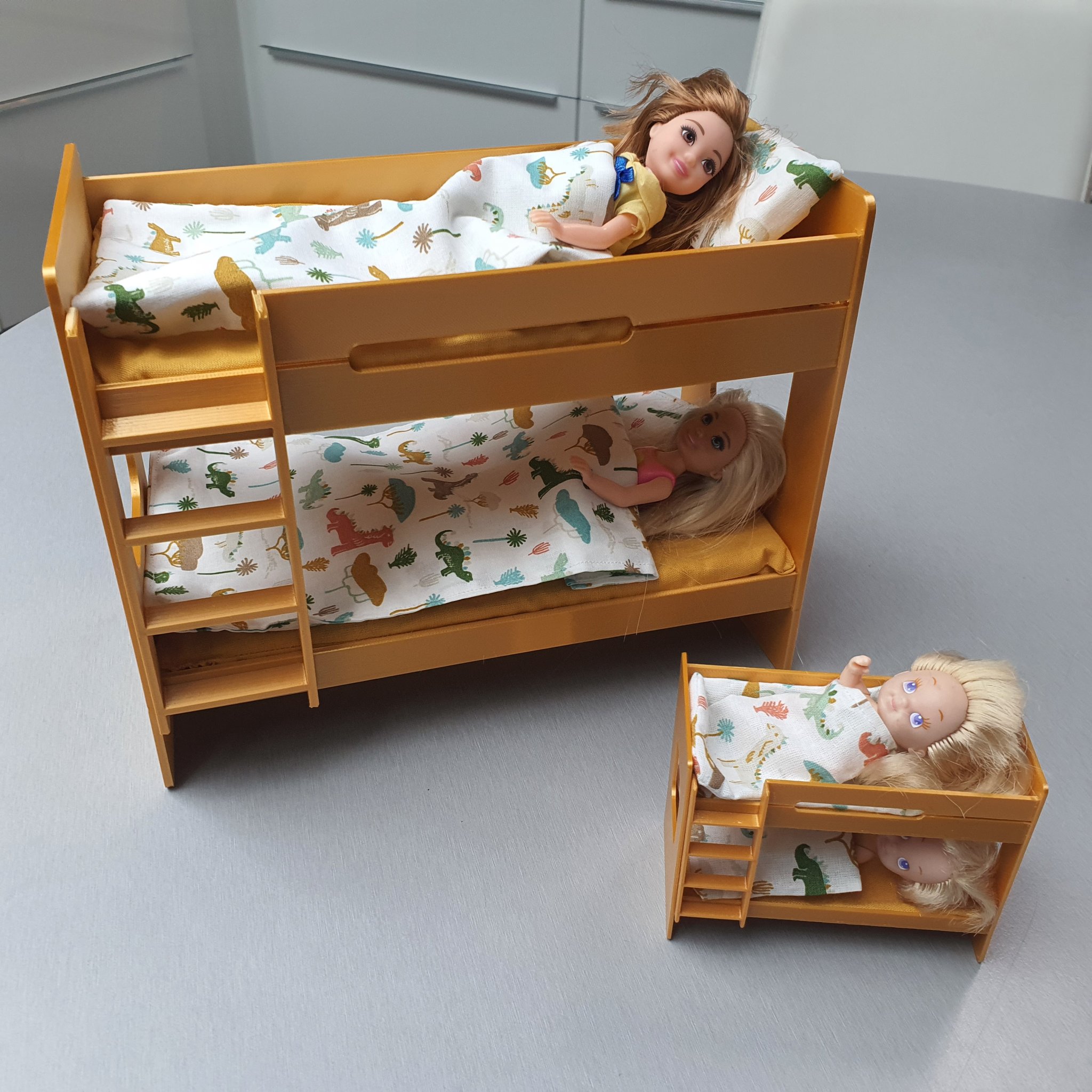 Giường tầng nhỏ cho búp bê ngủ