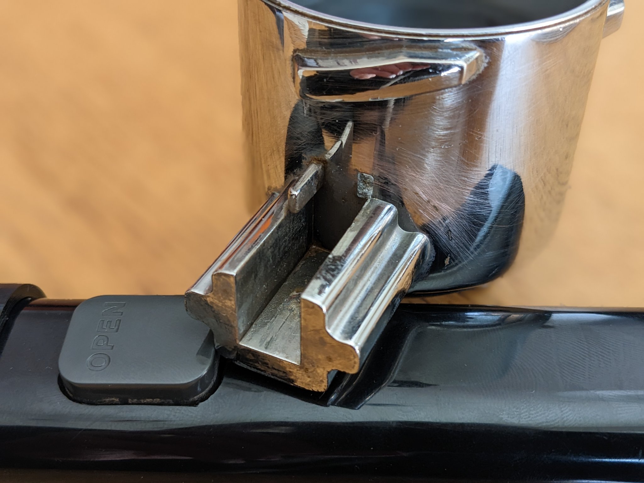 Sửa chữa tay cầm máy pha cà phê Krups XP522*