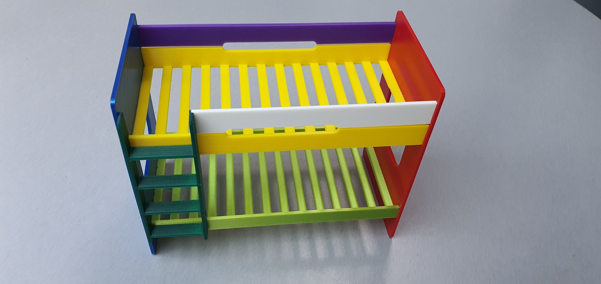 Giường tầng nhỏ cho búp bê ngủ