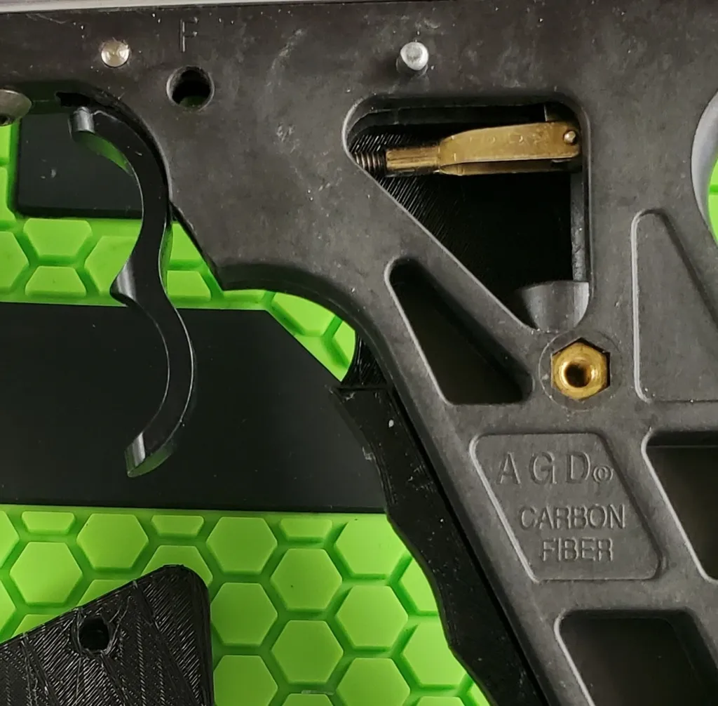 Cán cầm ốc của súng AGD 68 Automag Classic