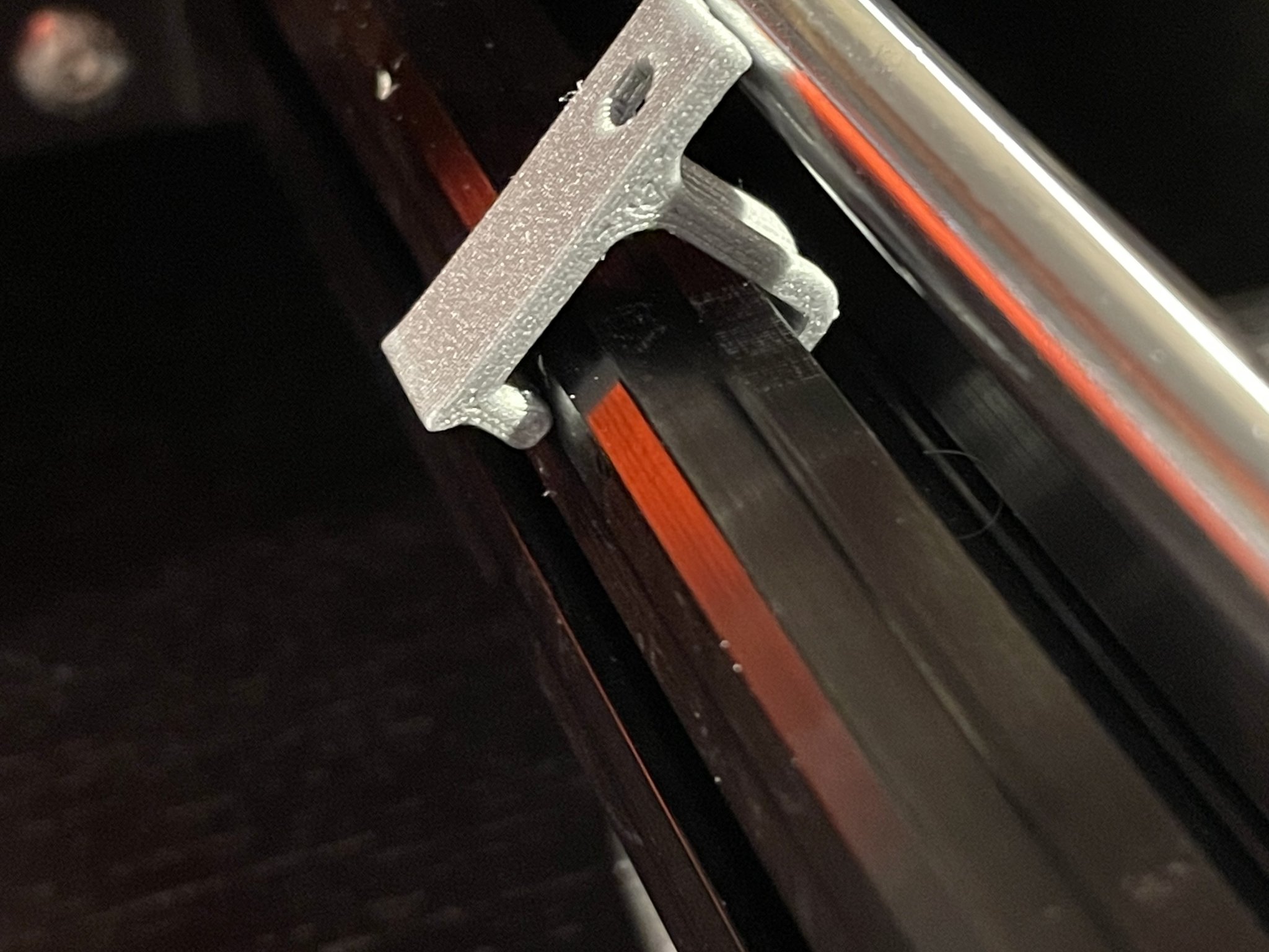 Giá đỡ màn hình LCD bên cho MK4