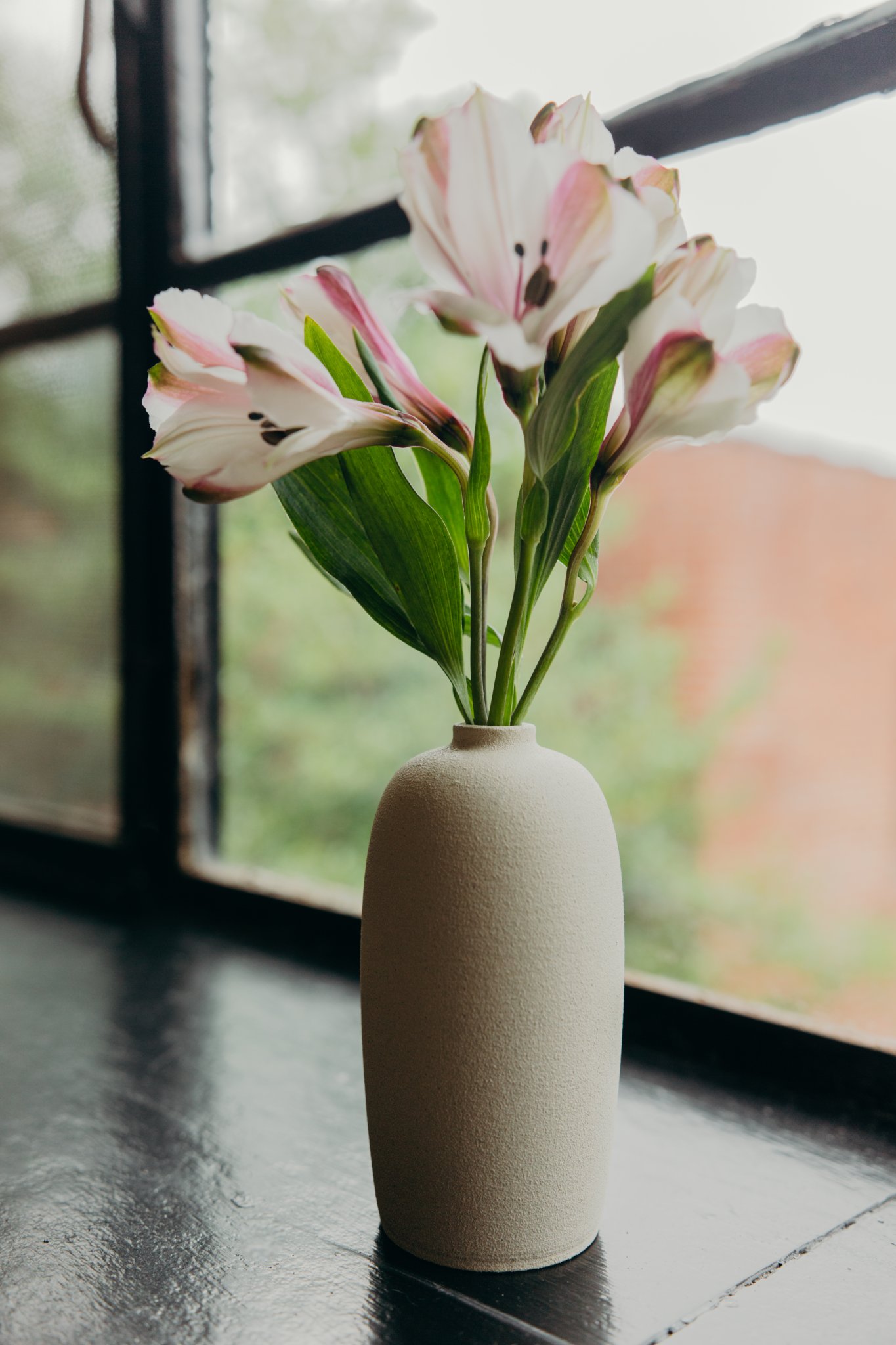 Bộ bình hoa đơn giản cho trang trí nội thất