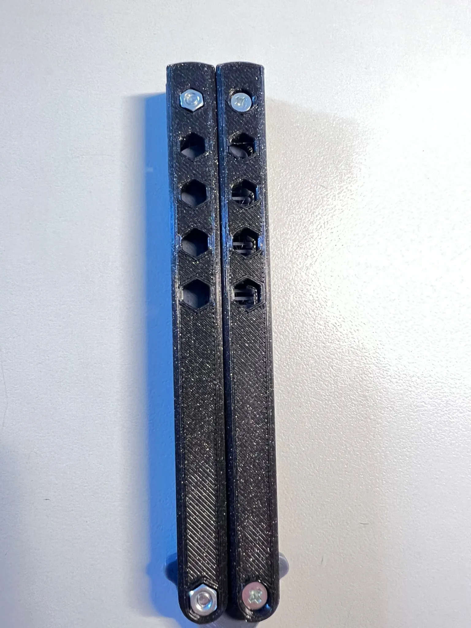 Lược chải Balisong phong cách dao butterfly