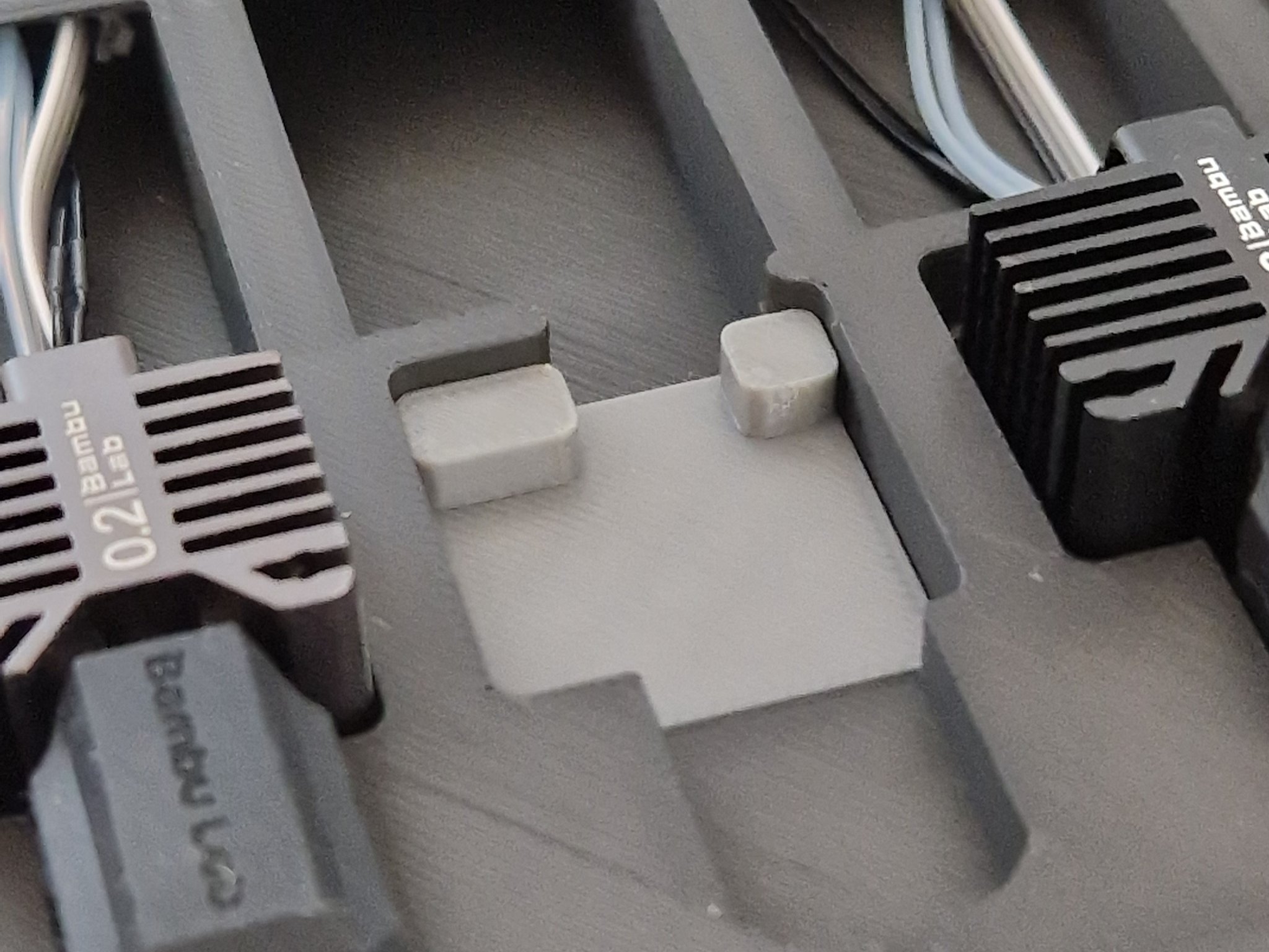 Giá đỡ cho hotend không quạt trong hộp Bambu