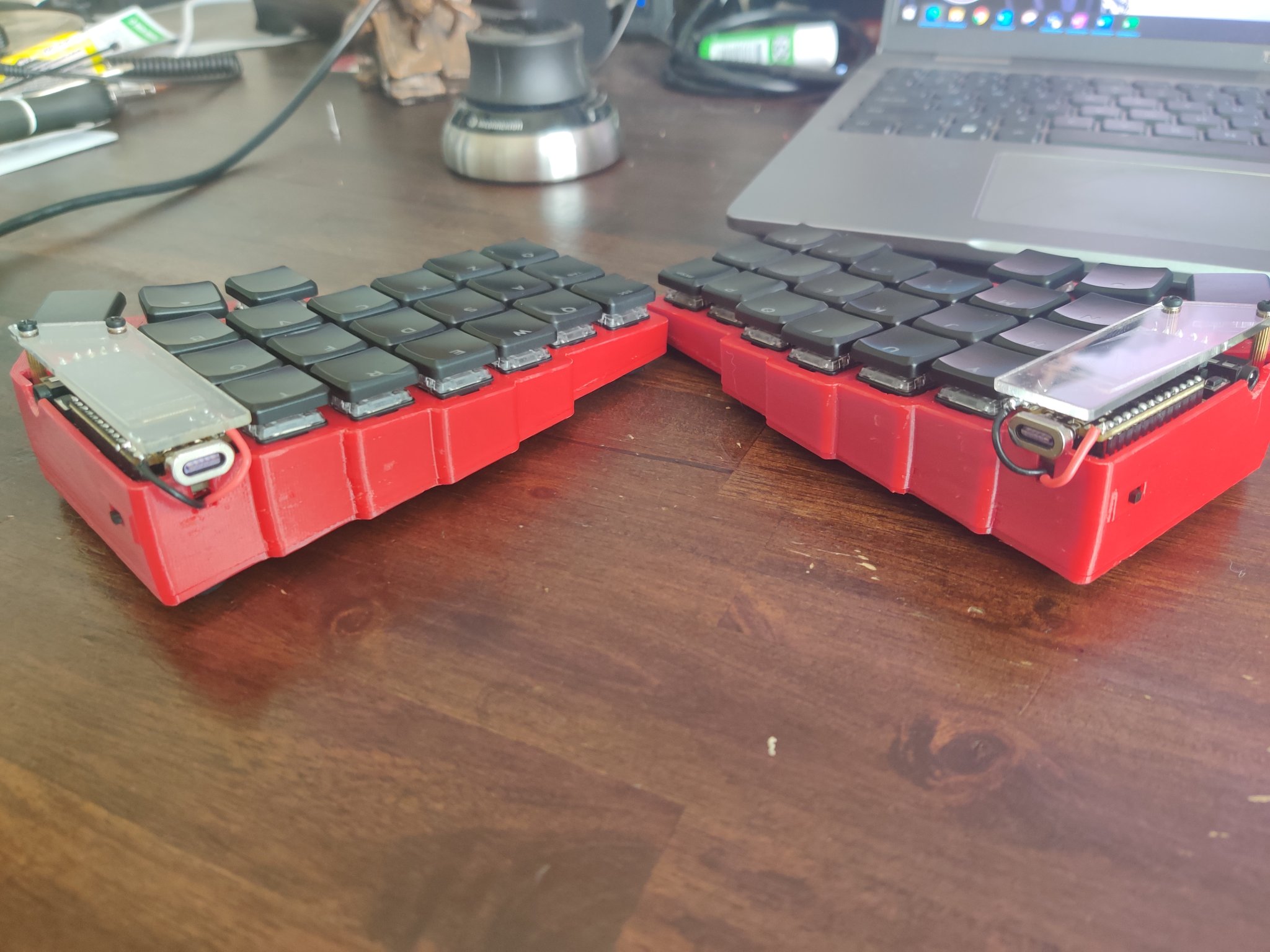 Vỏ case CBT cho bàn phím Corne với góc 7.5 độ