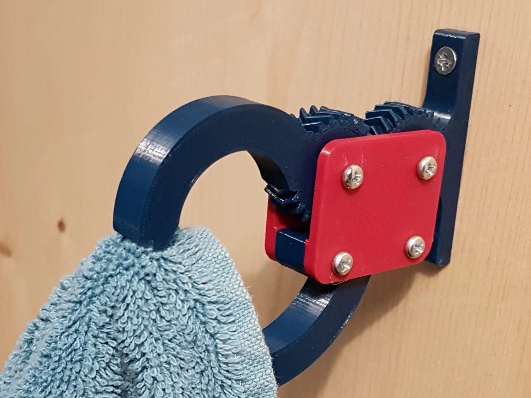 Kẹp móc treo khăn tự mở cho nhà tắm