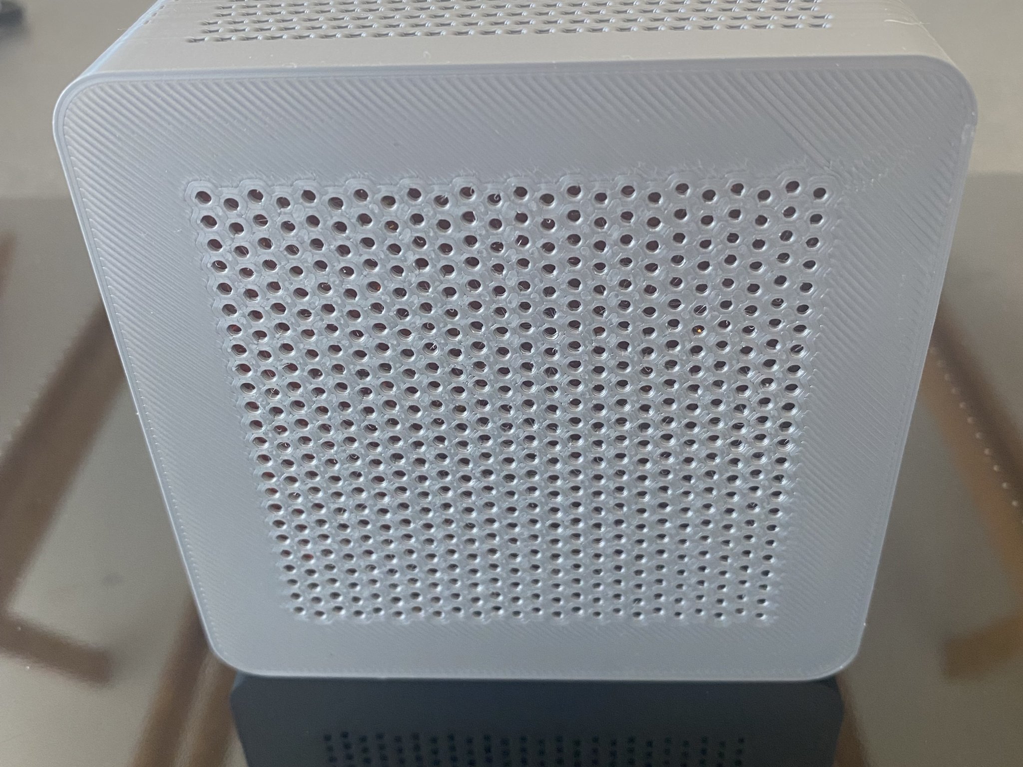 Hộp hút ẩm bằng gel silica dễ in từ PLA-PETG