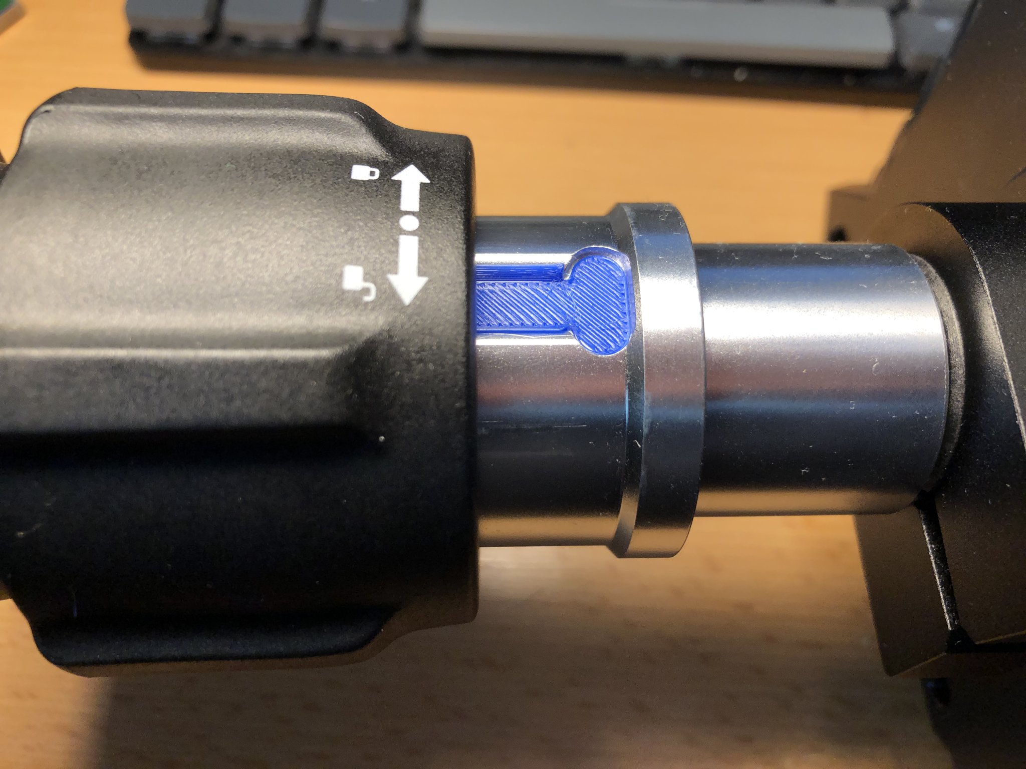 Bộ spacer Fanatec QR1 Lite giảm độ hở cho tay lái