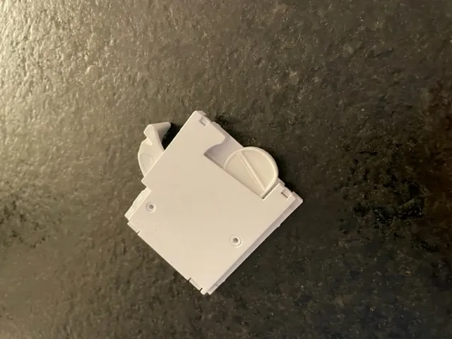 Giá đỡ cửa tủ lạnh Siemens tự chế tiết kiệm chi phí