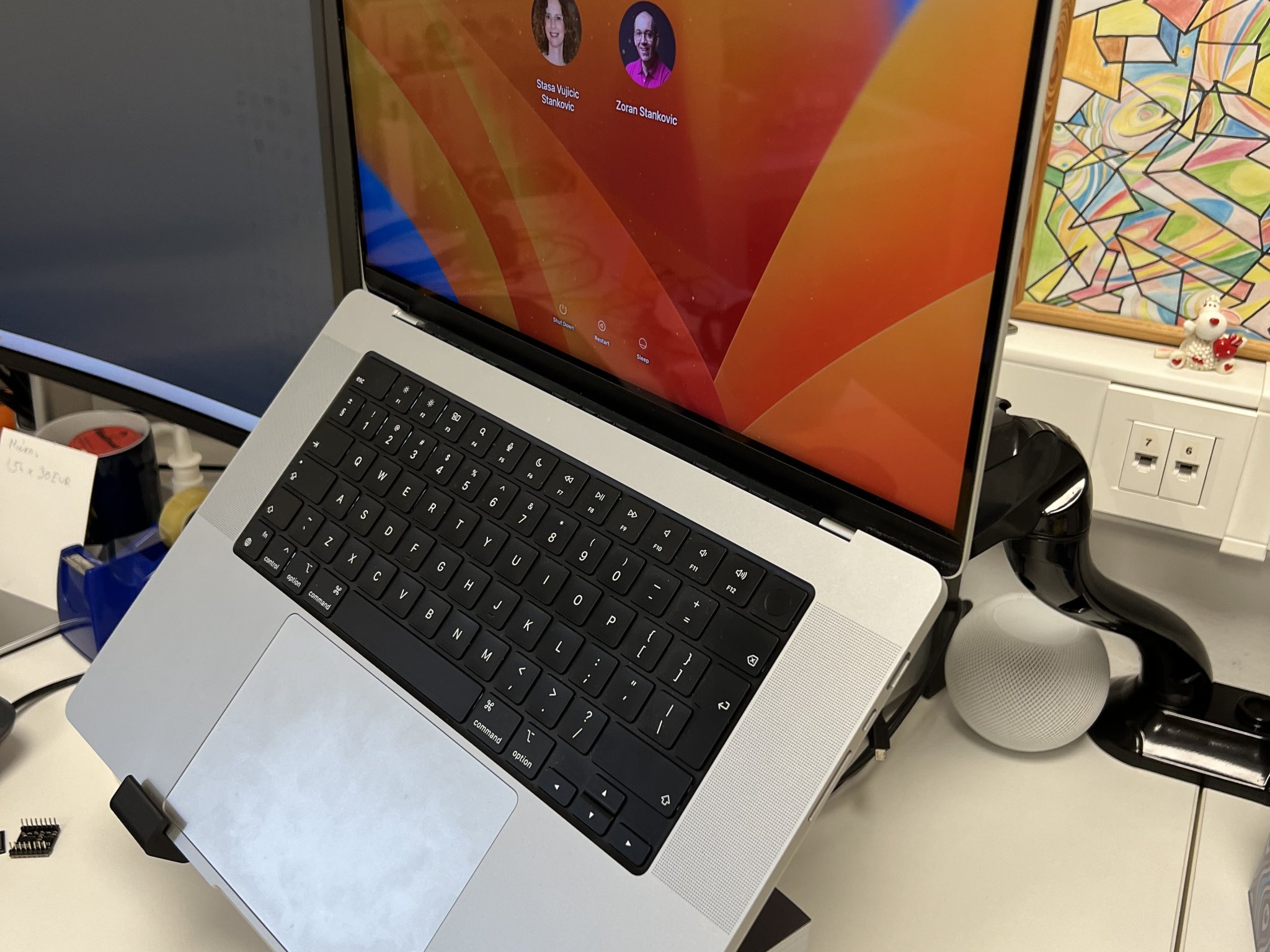 Giá đỡ laptop VESA siêu bền cho tay đỡ khí nén