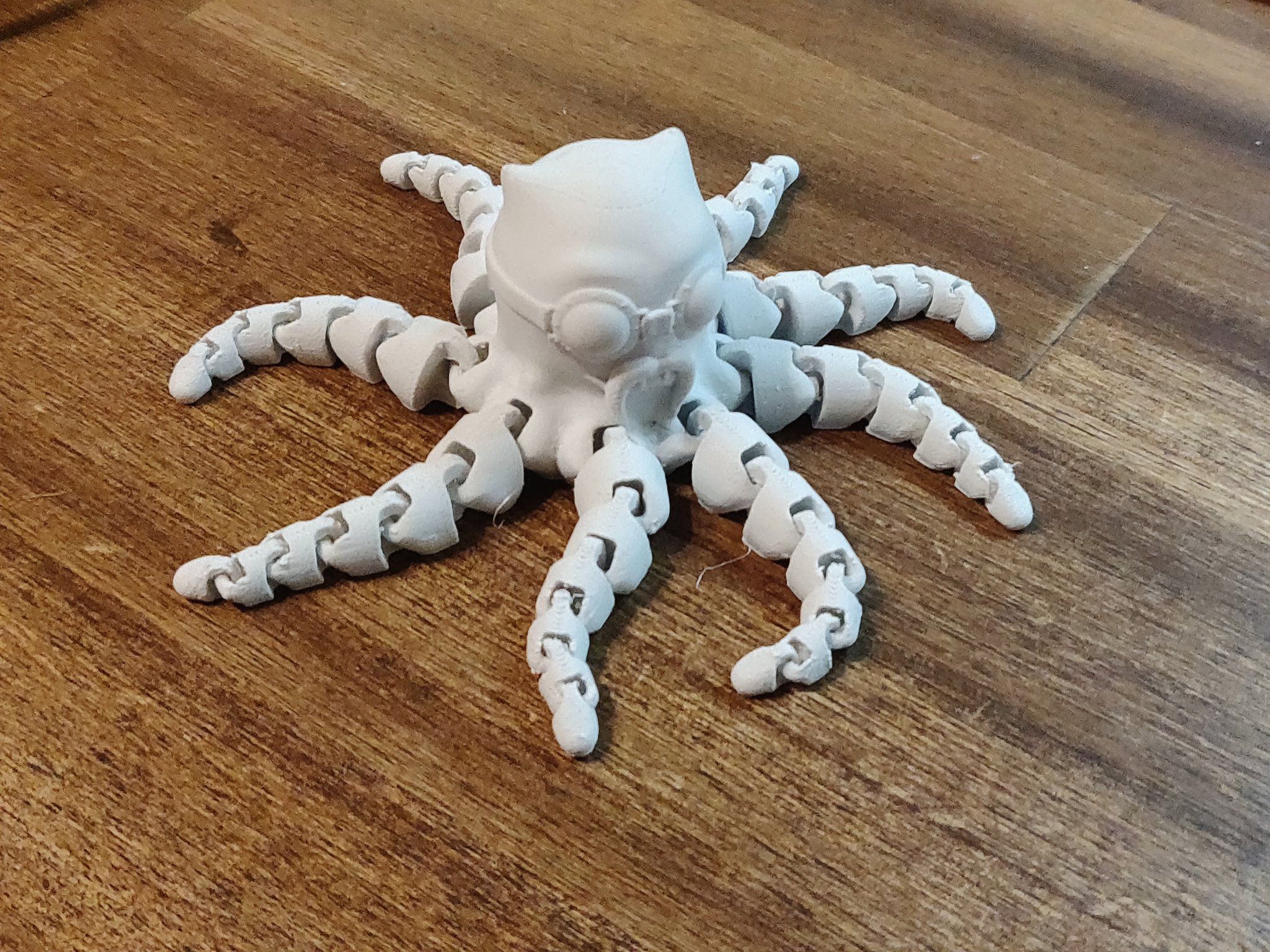 Bạch tuộc steampunk dễ thương với chân linh hoạt