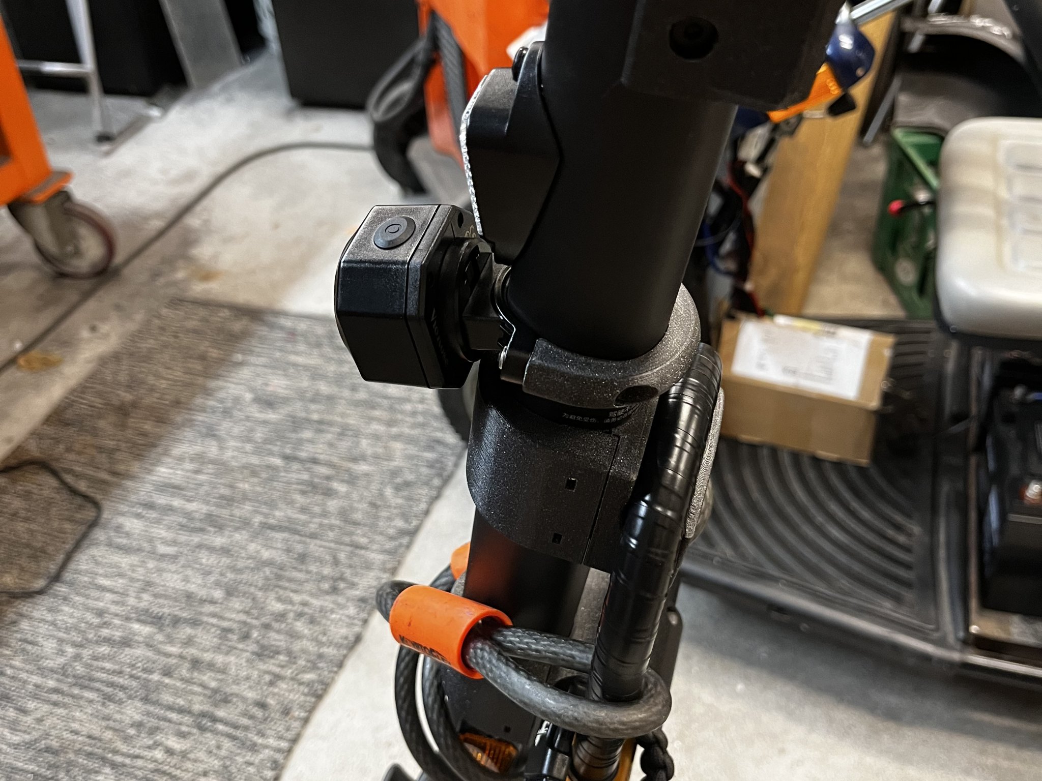 Giá đỡ chuông báo động cho xe điện Ninebot MAX G30