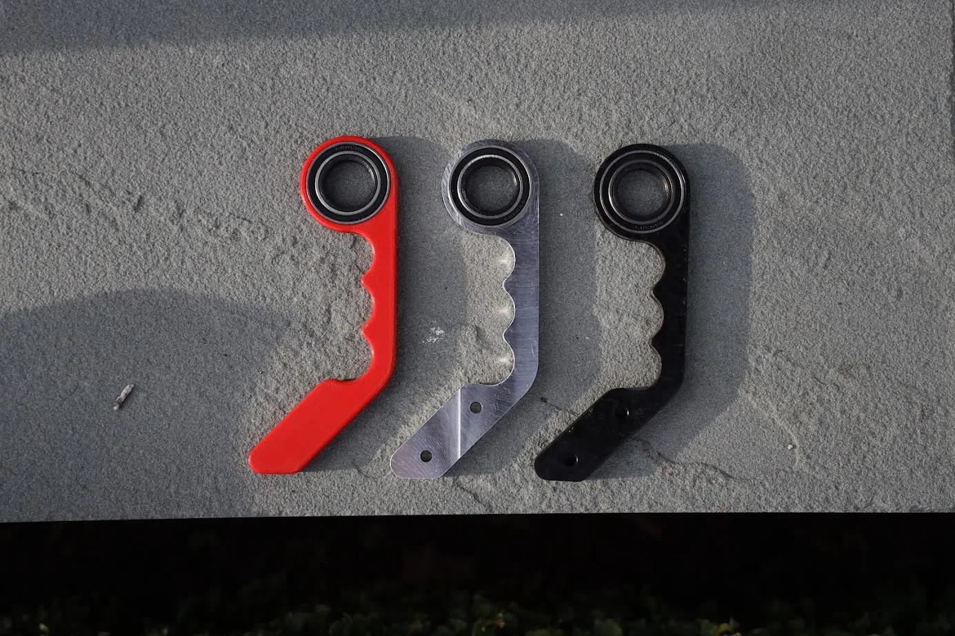 Fauxrambit - Đồ chơi xoay tay phong cách độc đáo