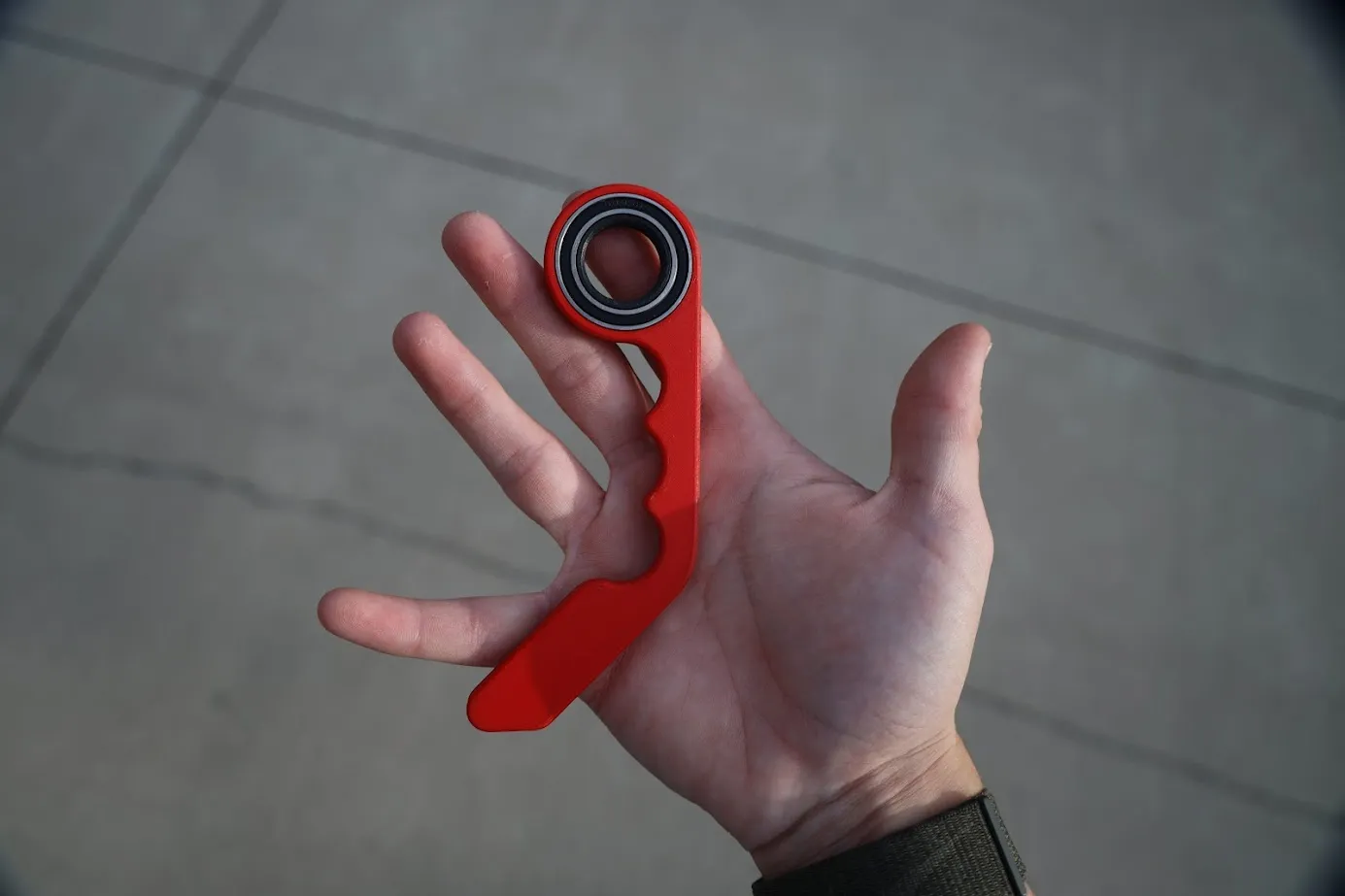 Fauxrambit - Đồ chơi xoay tay phong cách độc đáo