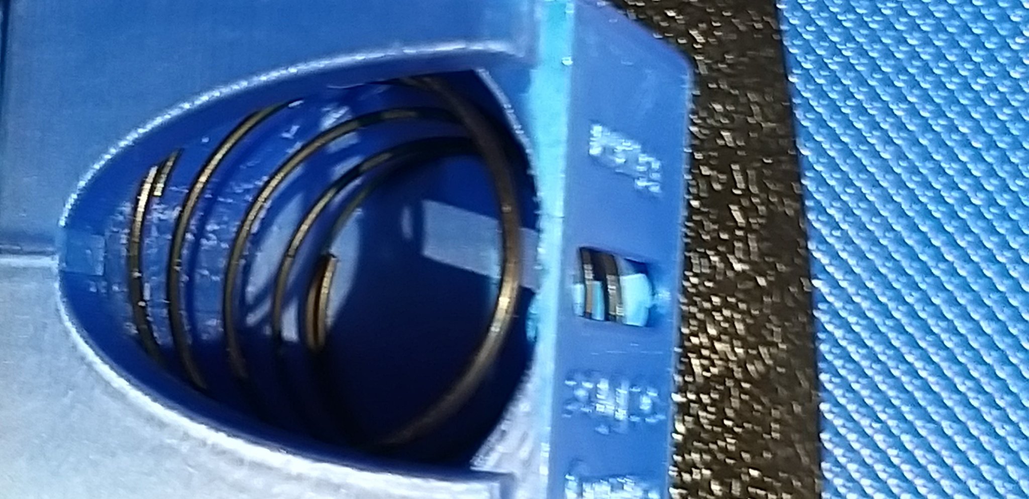 Bộ phân phối đĩa cắt Dremel SpeedClic Gridfinity có lò xo