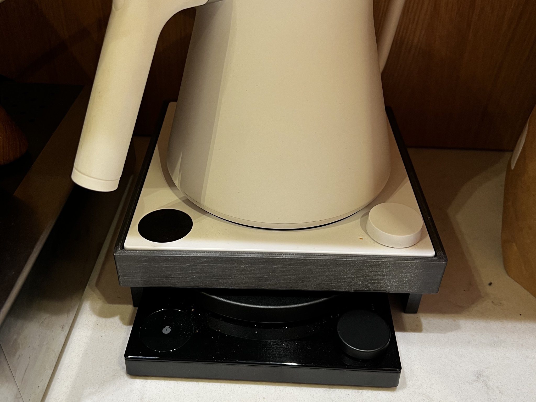 Giá đỡ cho ấm điện Fellow Stagg EKG