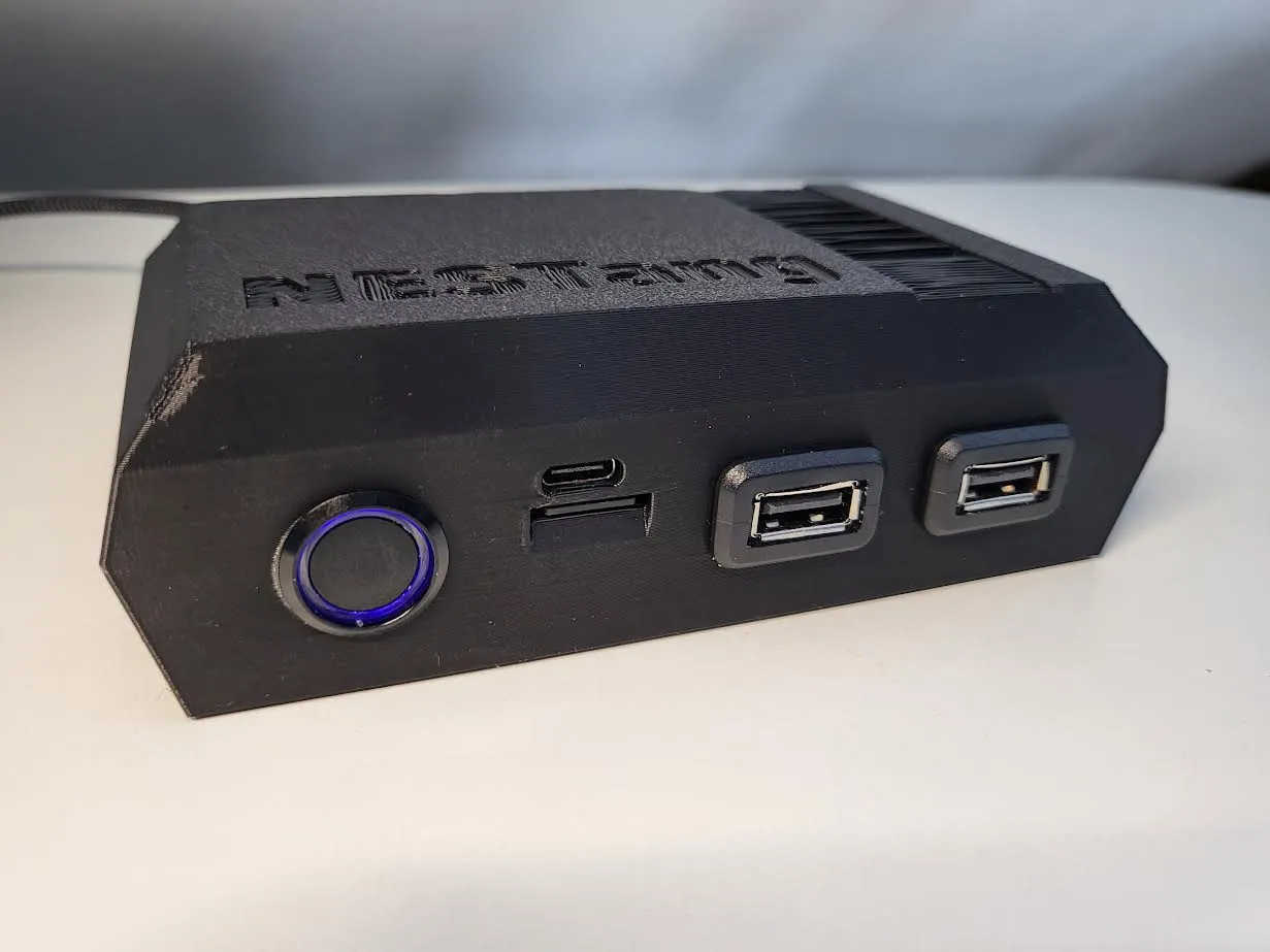 Vỏ máy NEStang cho hệ thống trò chơi NES