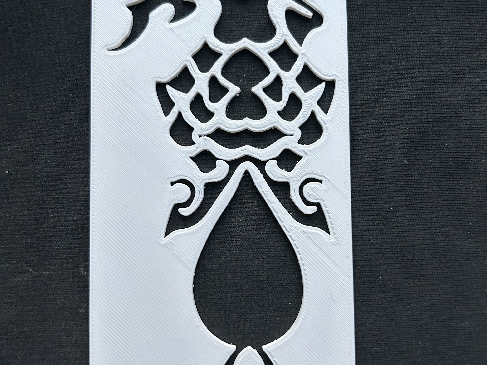 Mẫu biểu tượng cánh tay của nhân vật Xiao từ Genshin Impact