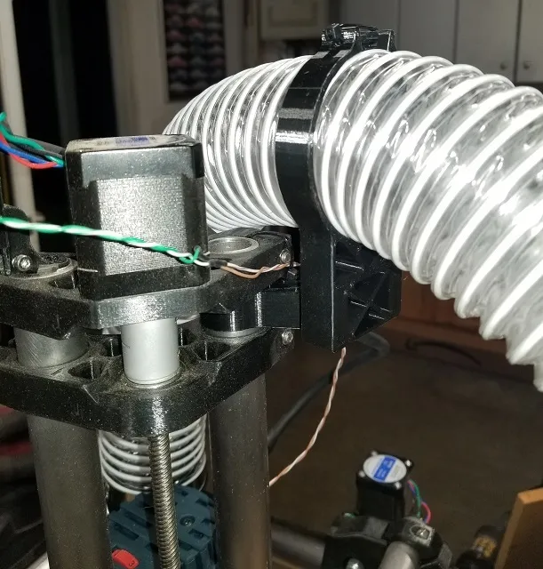 Giá đỡ ống hút chân không cho MPCNC Primo trên trục Z