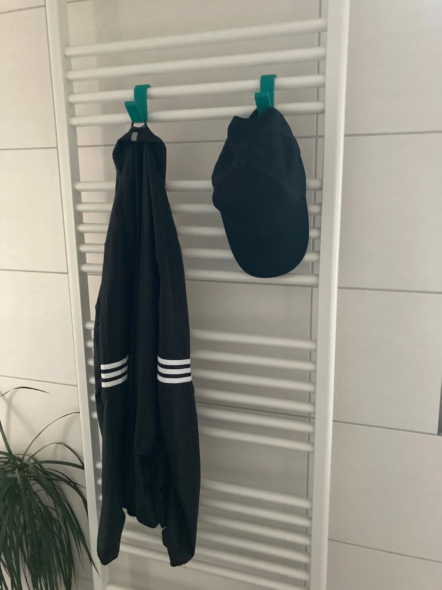 Móc treo đồ du lịch cho phòng khách sạn