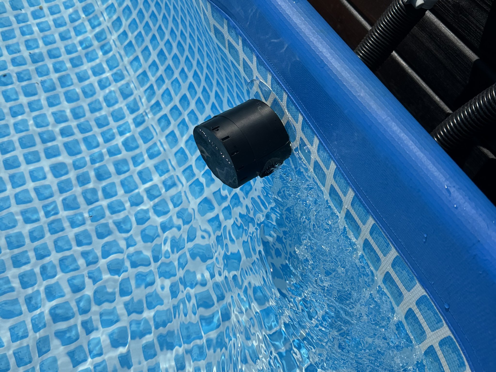 Béc phun hồ bơi Intex / Bestway với giá đỡ viên clo 200g