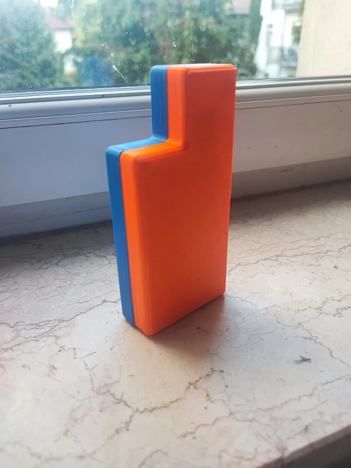 Vỏ bảo vệ cho E-Zigarette với khóa từ