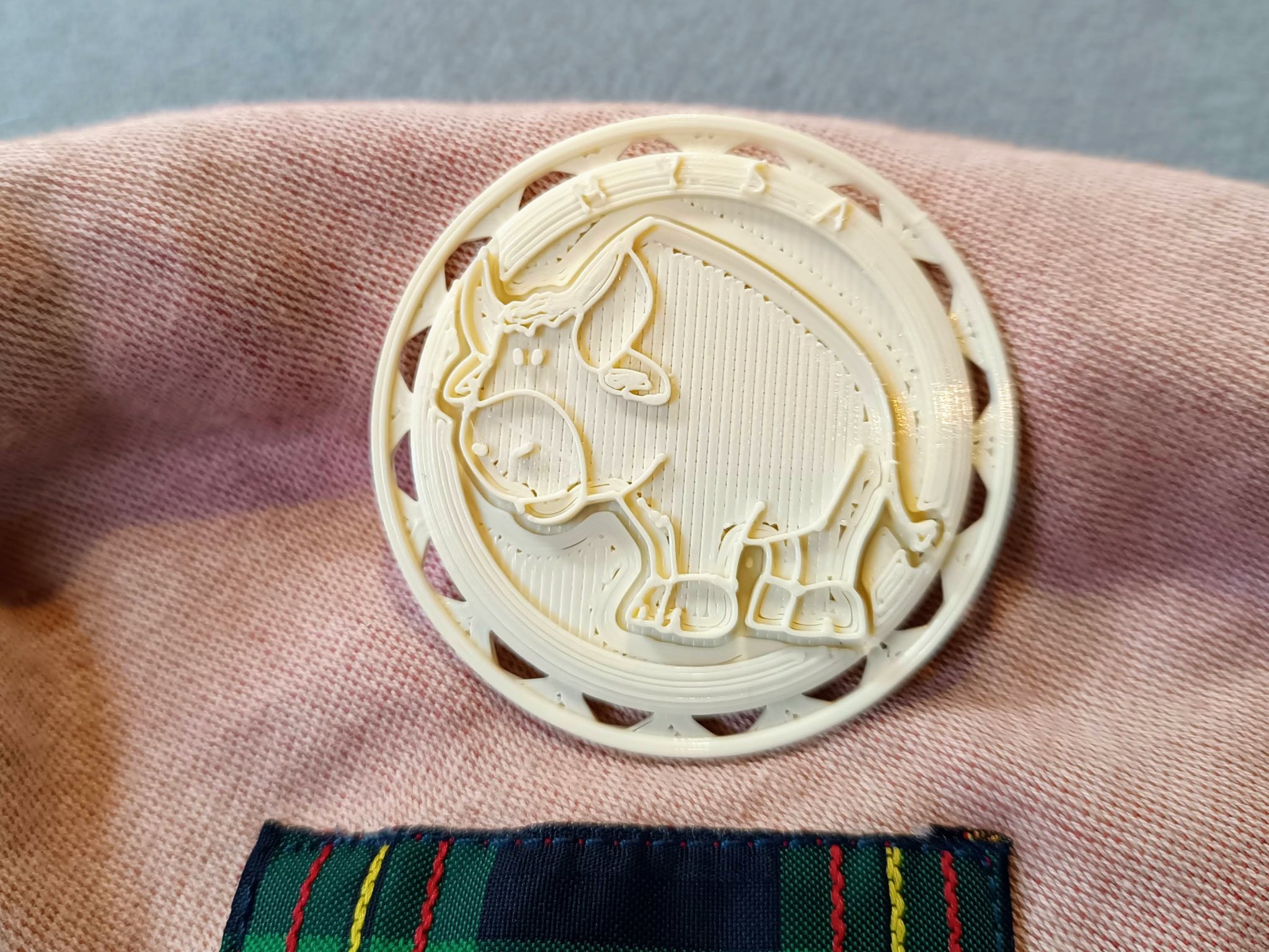 Huy hiệu Scout Mysa, búfalo của rừng xanh, sẵn sàng để khâu vào