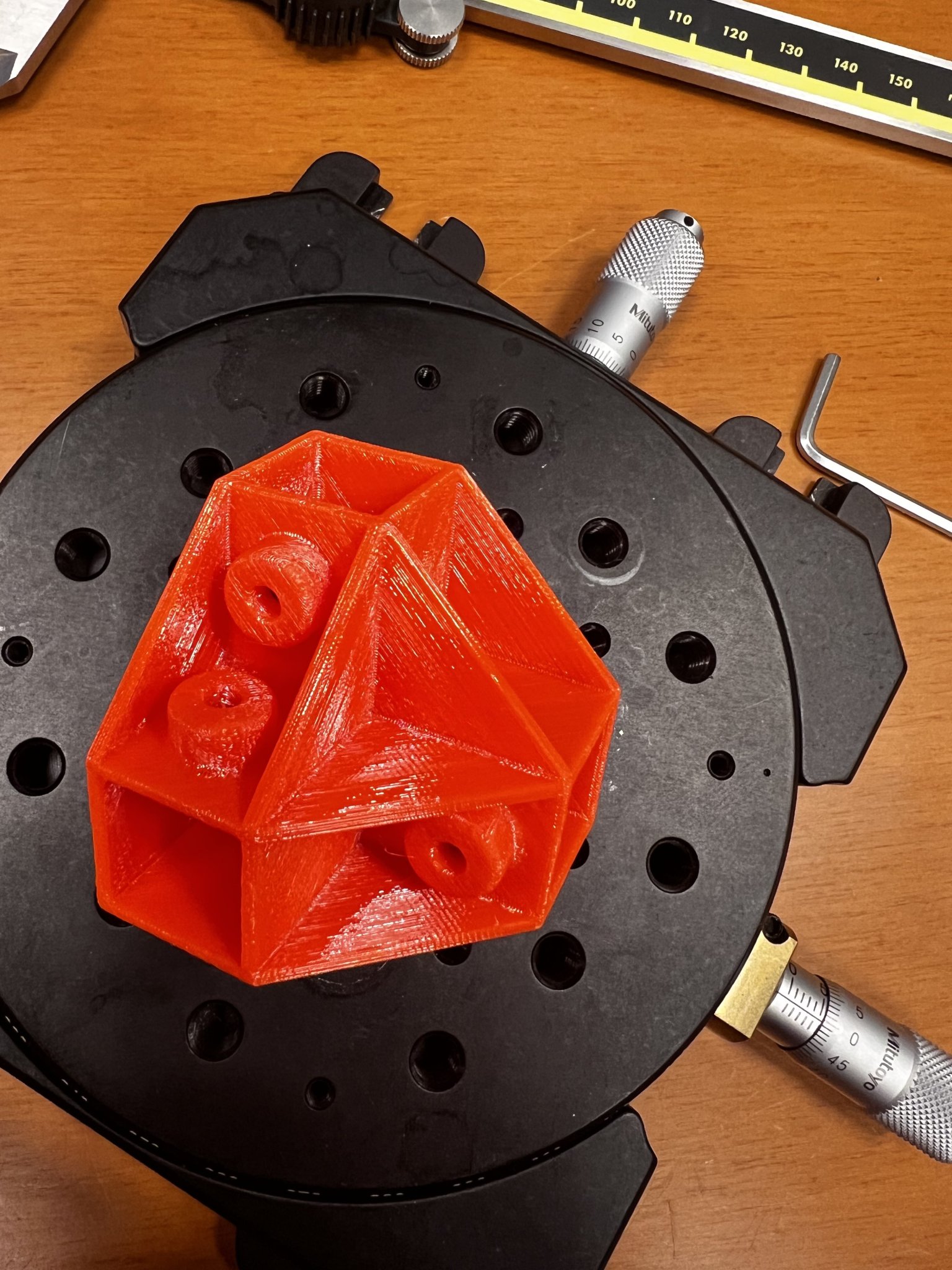 Giá đỡ góc ba chiều 15 mm x 15 mm cho profile vuông