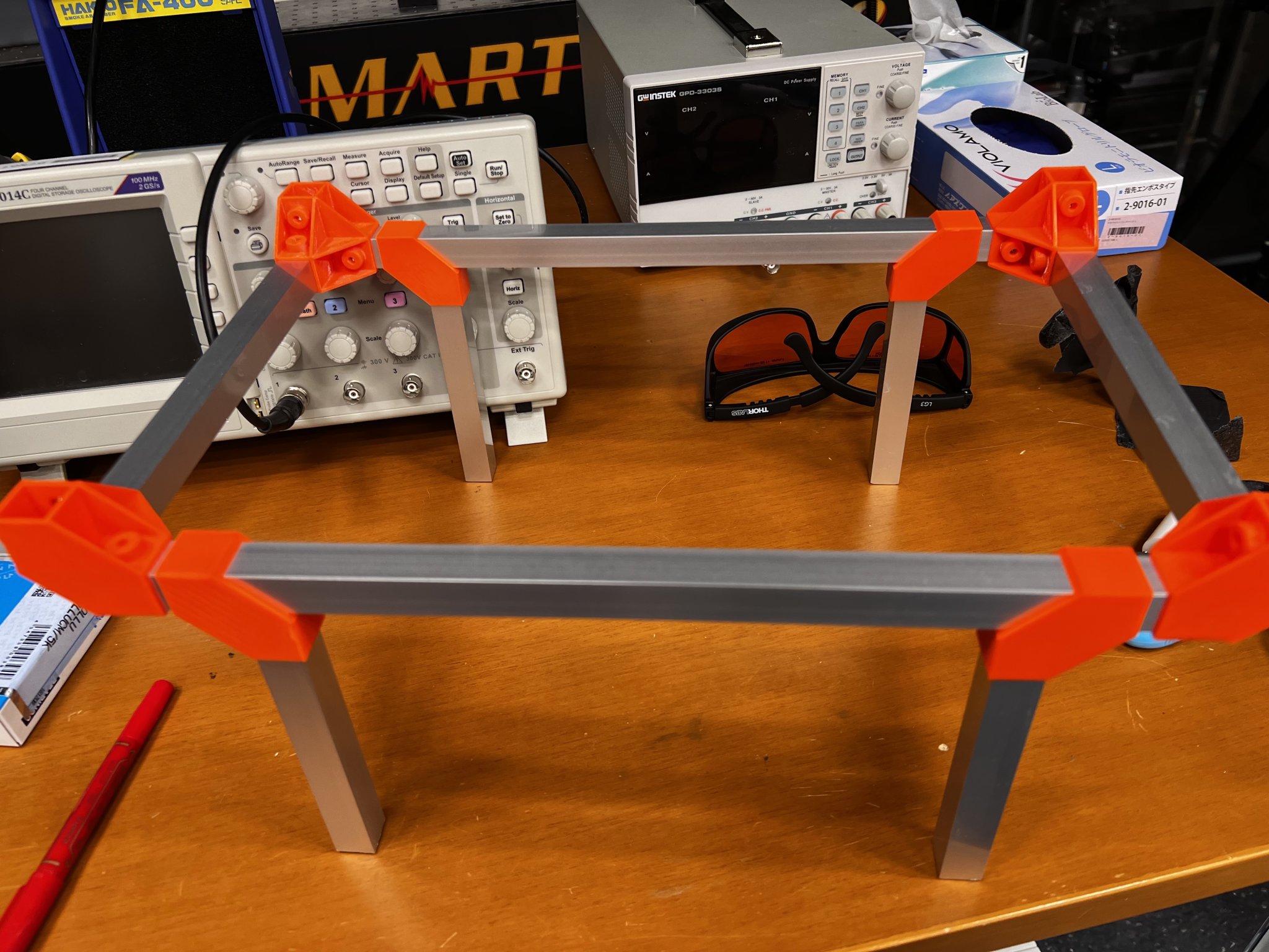 Giá đỡ góc L cho các profile vuông 15x15 mm