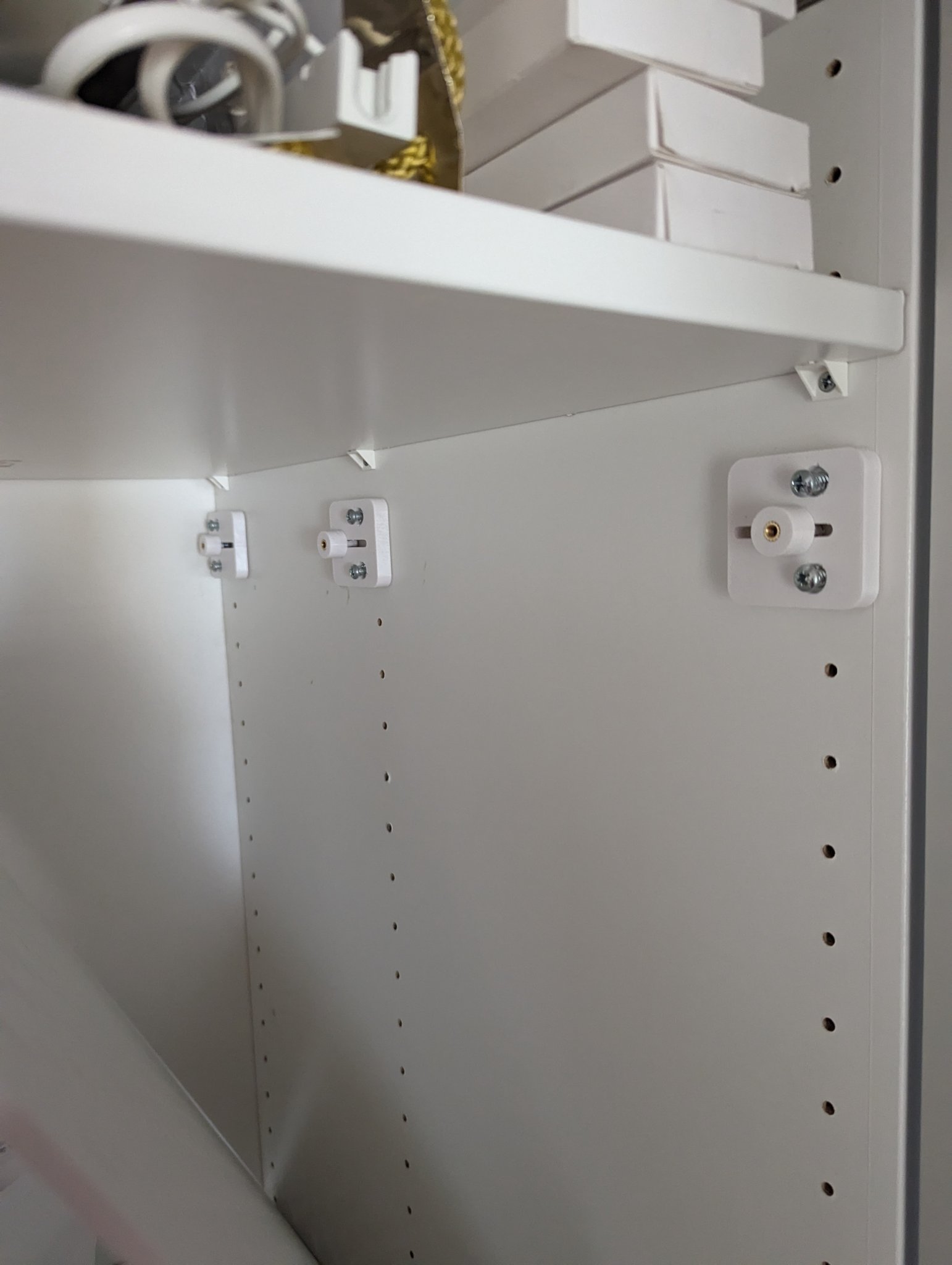 Giá đỡ Skådis cho tủ Ikea PAX kích thước 56x56cm