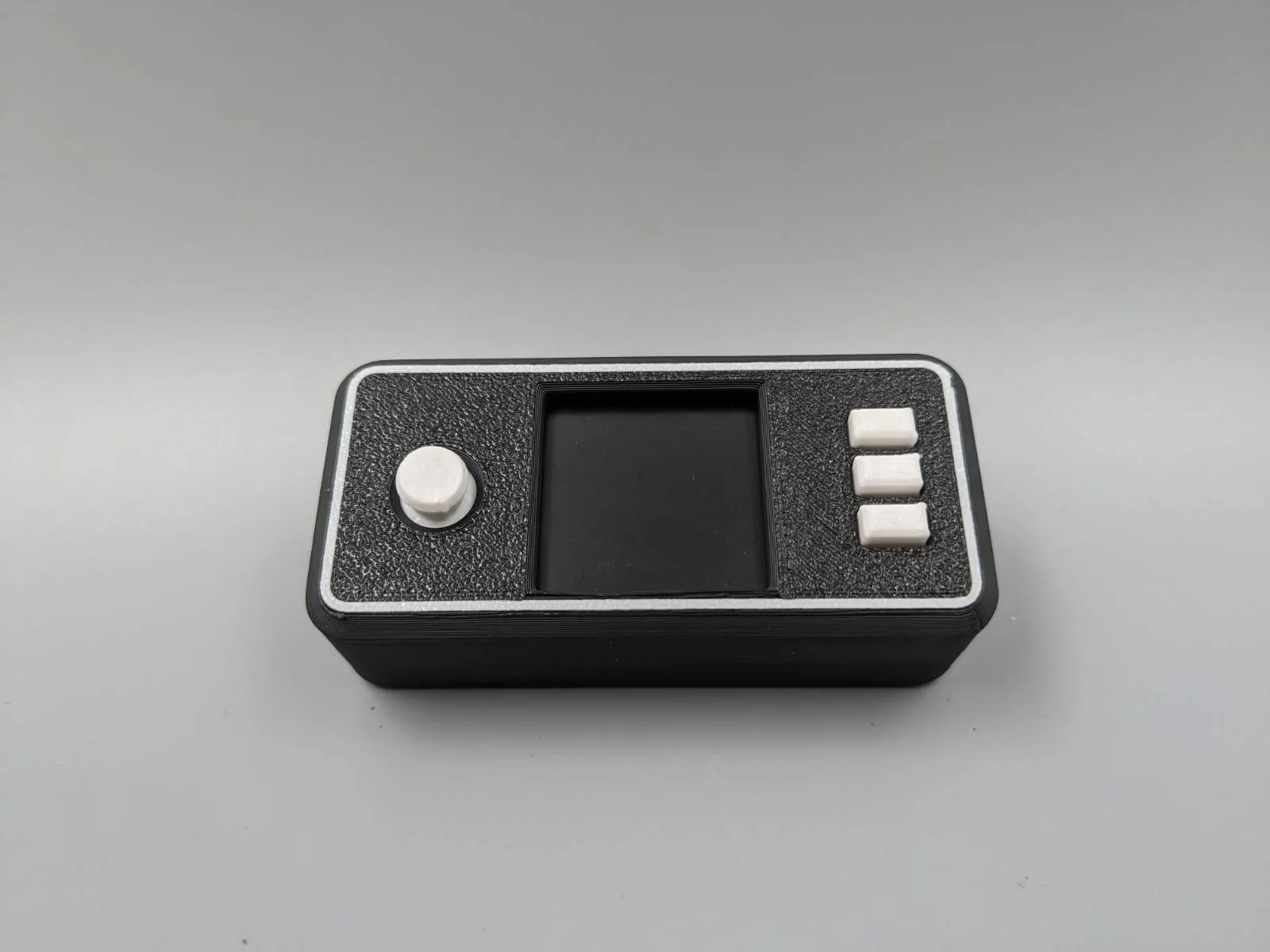 Vỏ bảo vệ SeedSigner Pill chắc chắn với thiết kế nhỏ gọn