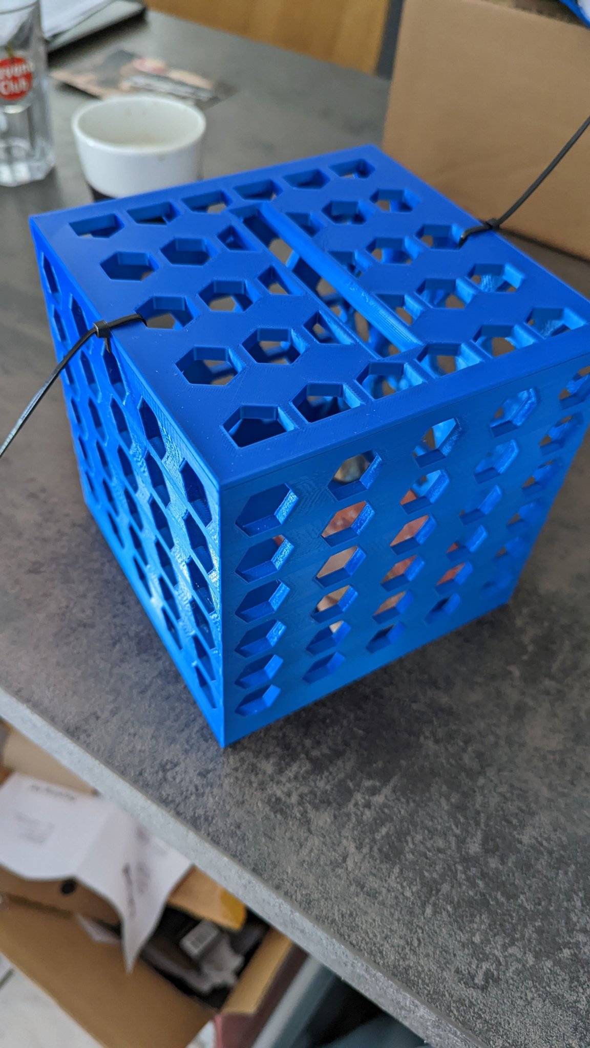 Hộp quyên góp an toàn và tái sử dụng