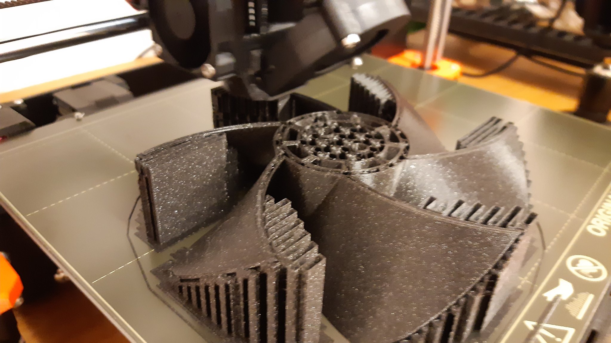 Quạt máy tính kích thước lớn in 3D hoàn toàn chức năng