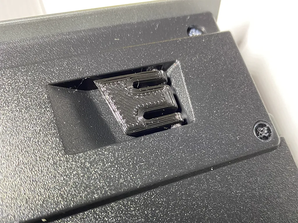 Chân thay thế cho bàn phím Corsair Raptor K30