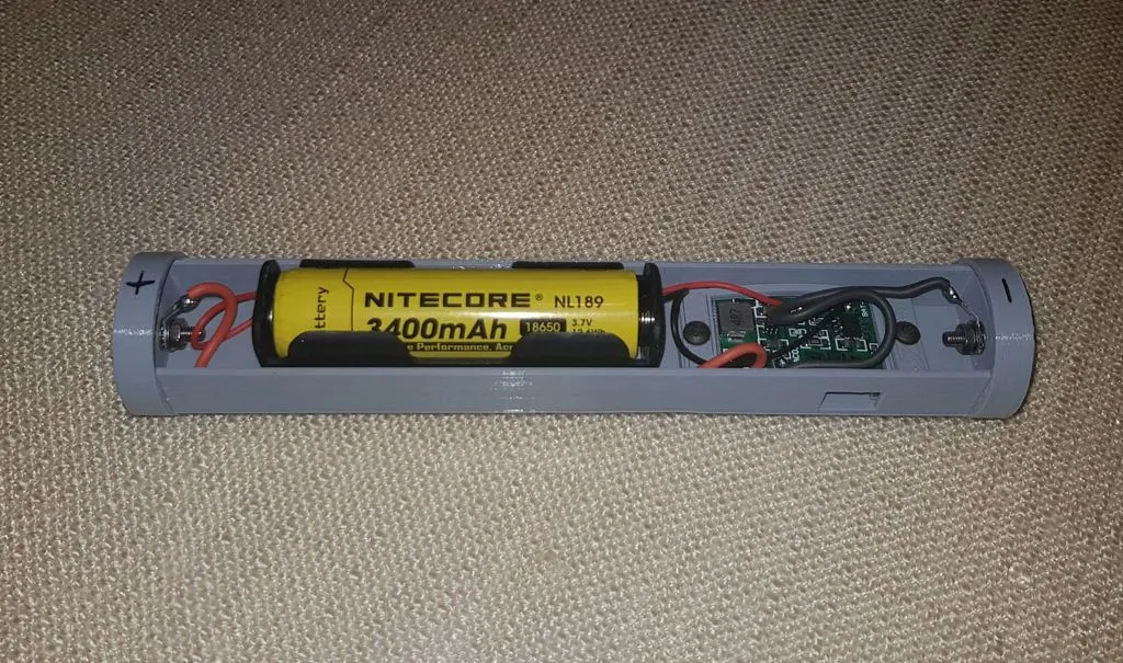 Bộ chuyển đổi D Cell sang 18650