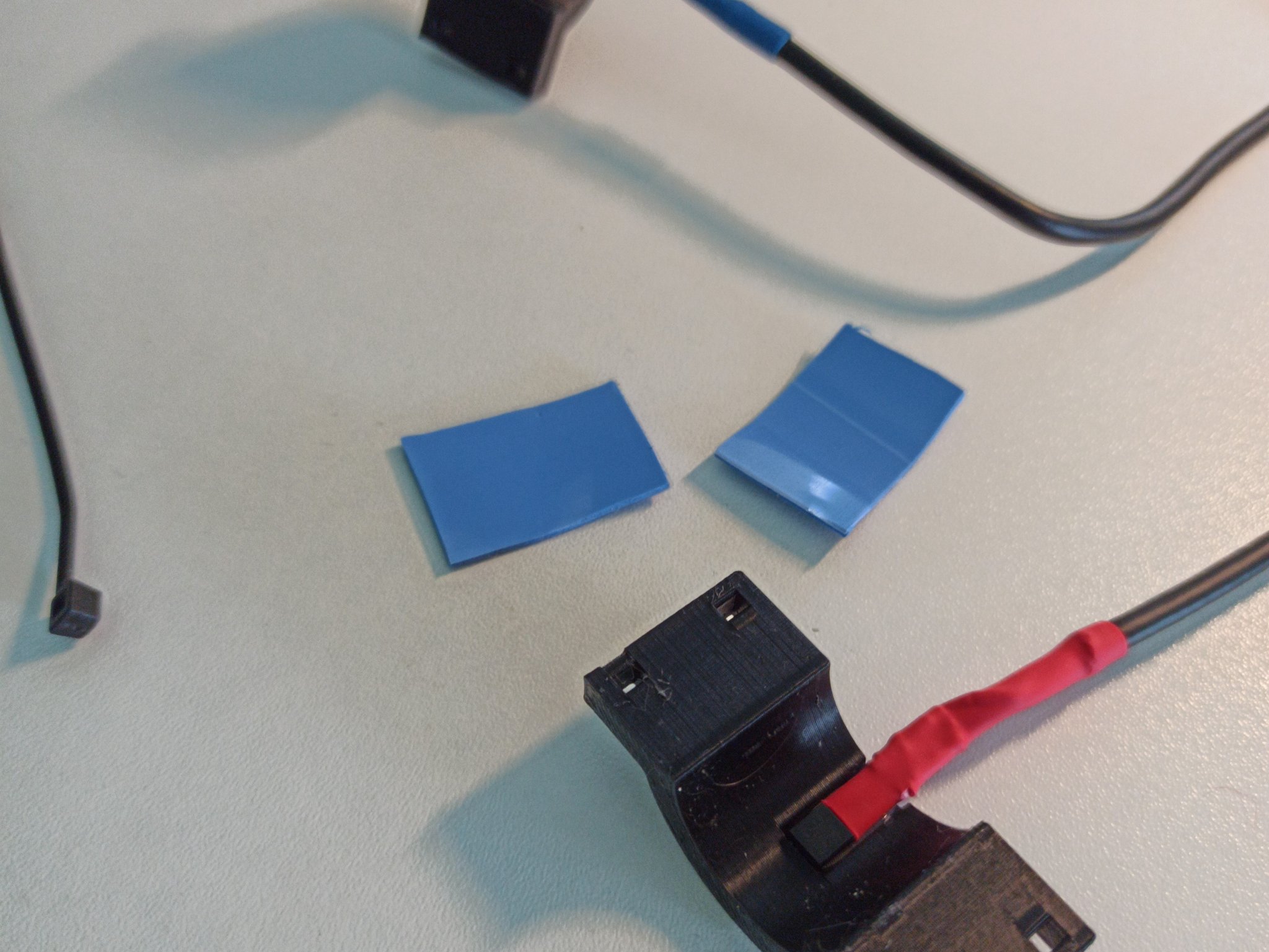 Giá đỡ cảm biến nhiệt độ DS18B20 cho ống có đường kính 1...