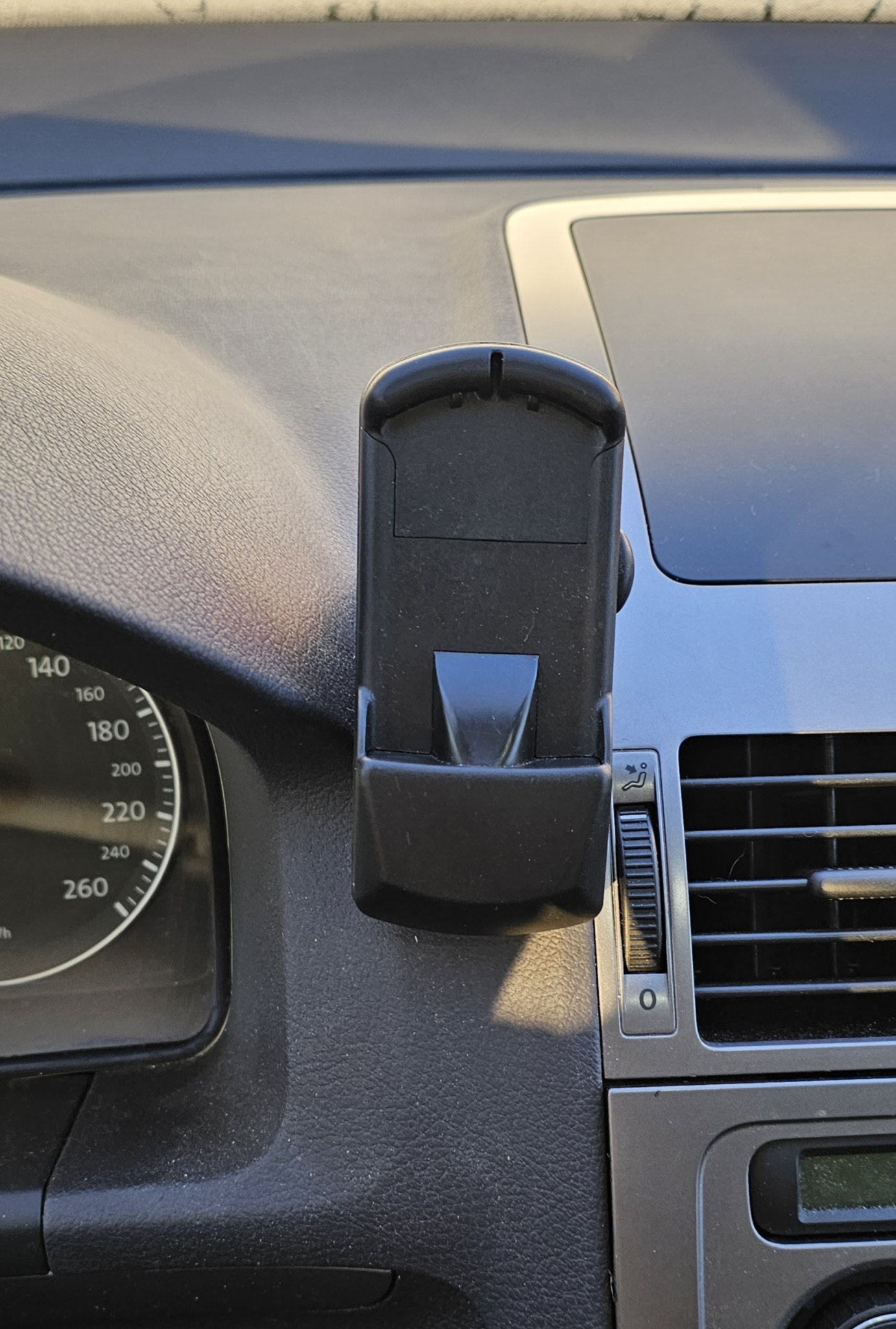 Bộ chuyển đổi Bluetooth cho giá đỡ điện thoại VW